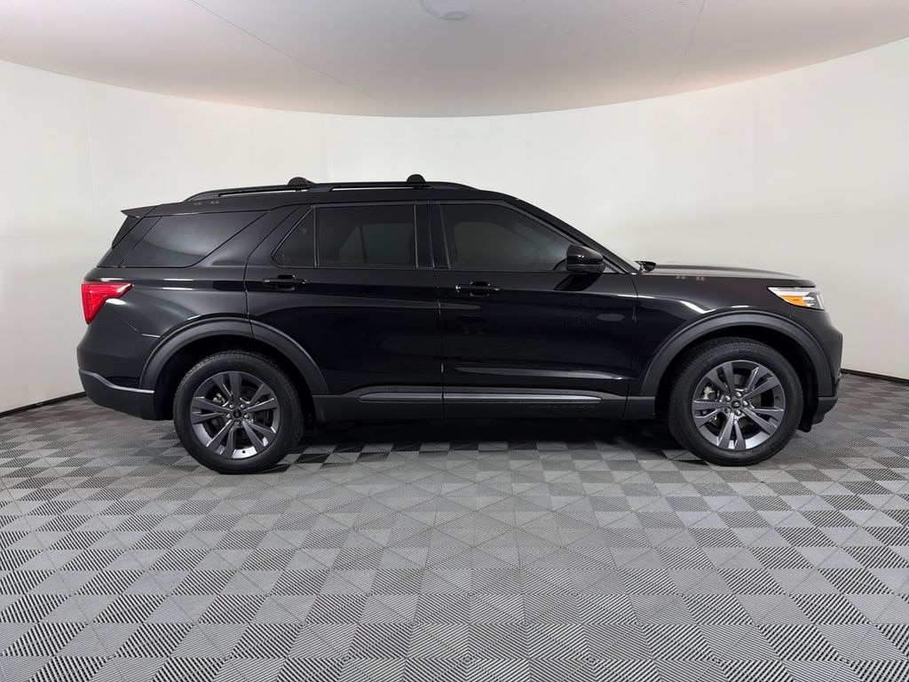 Used 2024 Ford Explorer XLT SUV
