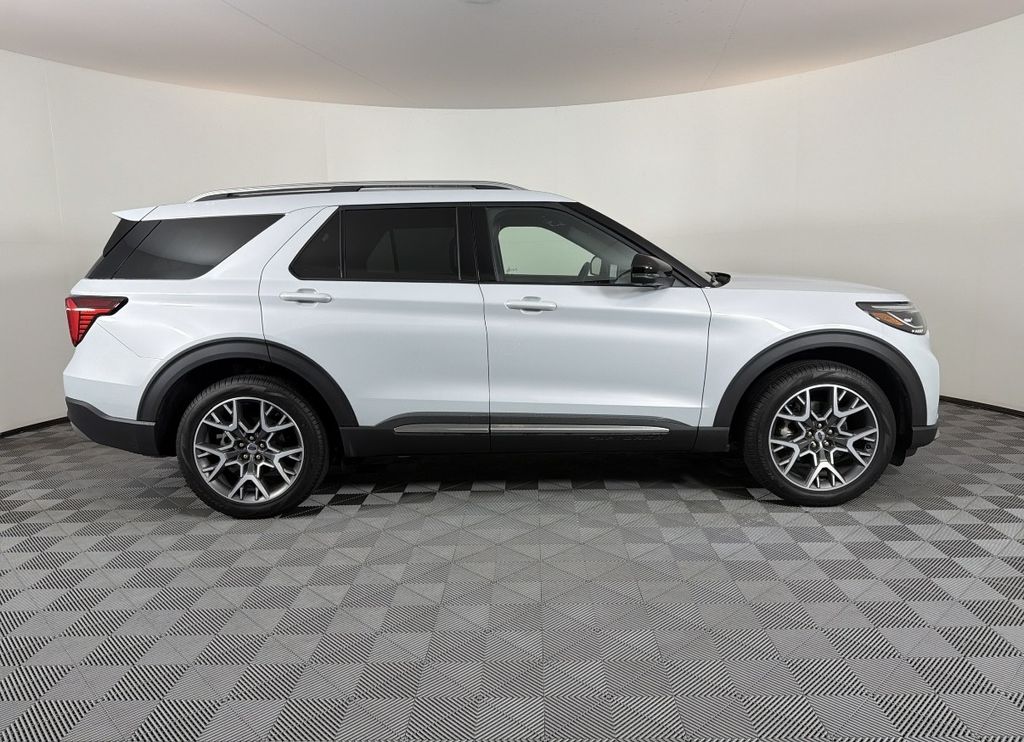 Used 2025 Ford Explorer Platinum SUV
