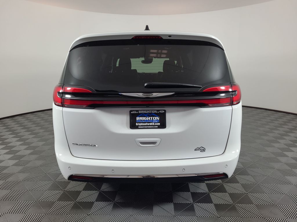 Certified 2025 Chrysler Pacifica Select Van Passenger Van