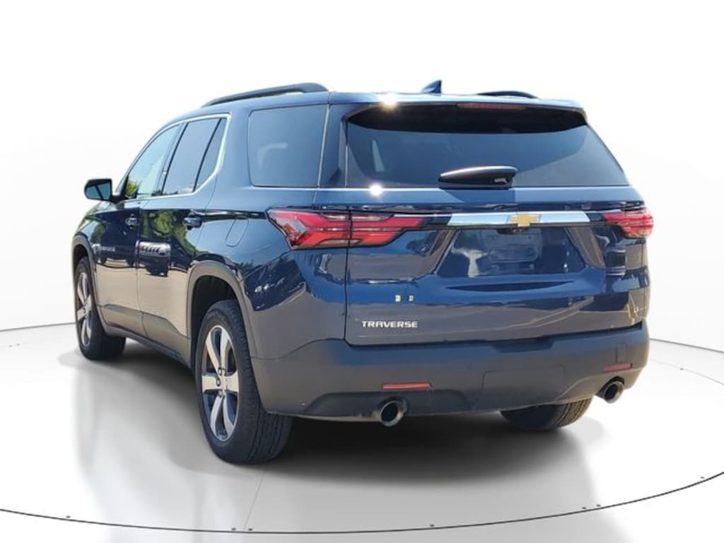 Used 2022 Chevrolet Traverse LT Leather SUV