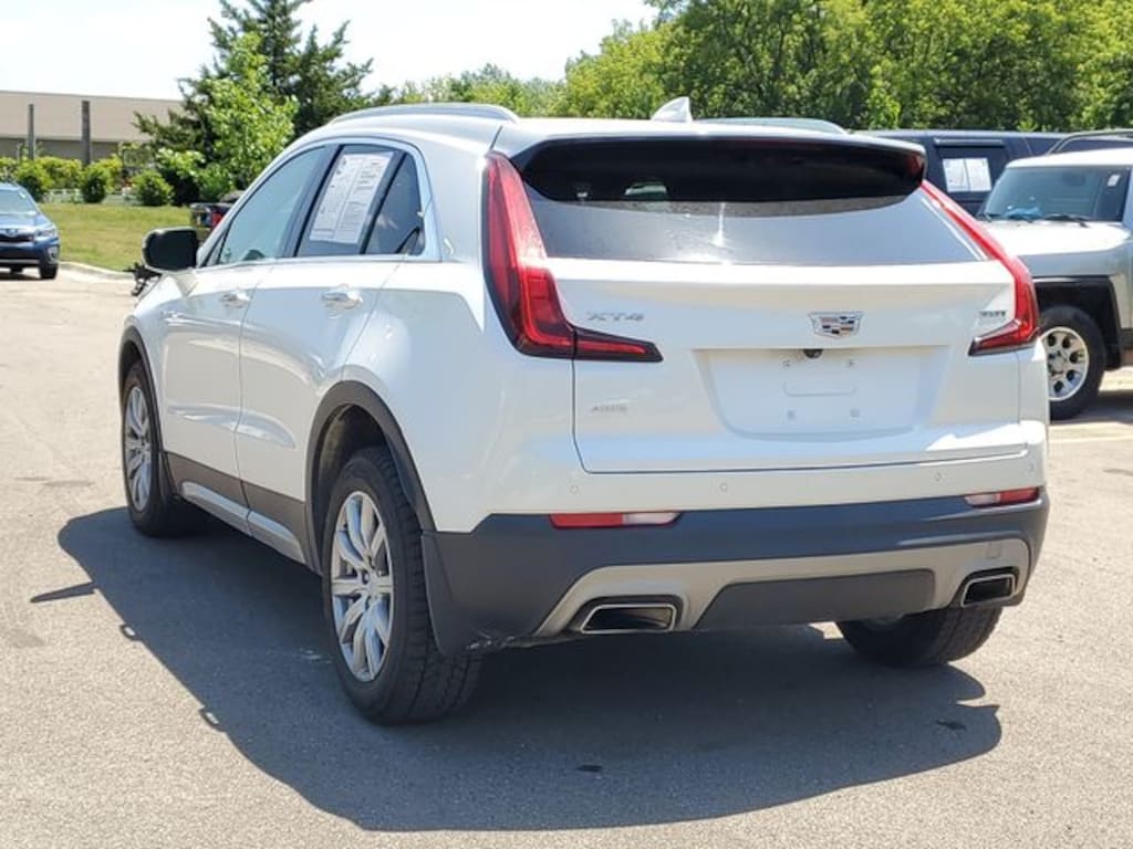 Used 2022 CADILLAC XT4 Premium Luxury SUV
