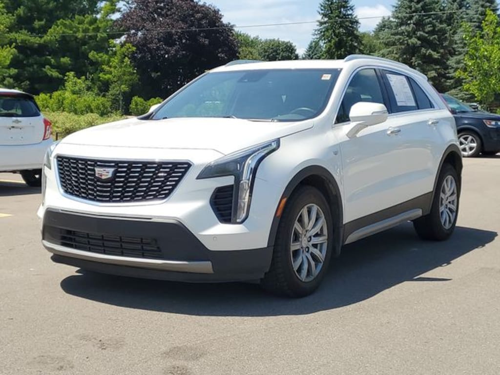 Used 2022 CADILLAC XT4 Premium Luxury SUV