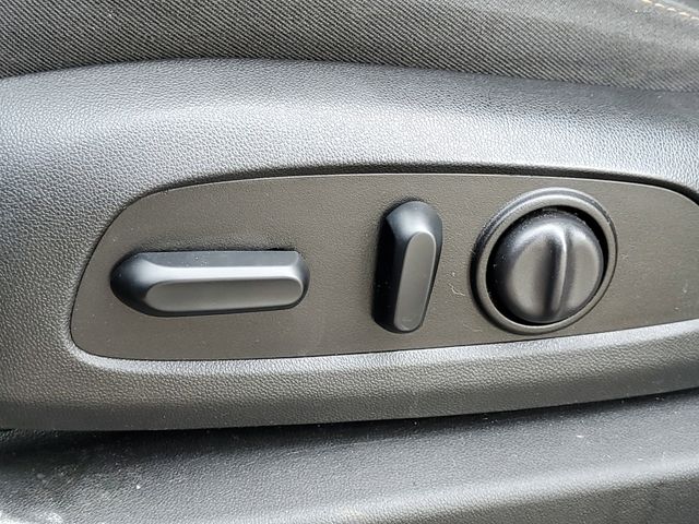 2018 Chevrolet Traverse 1LT - Photo 14