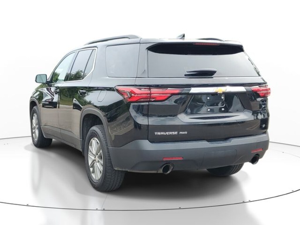 Used 2023 Chevrolet Traverse LT SUV