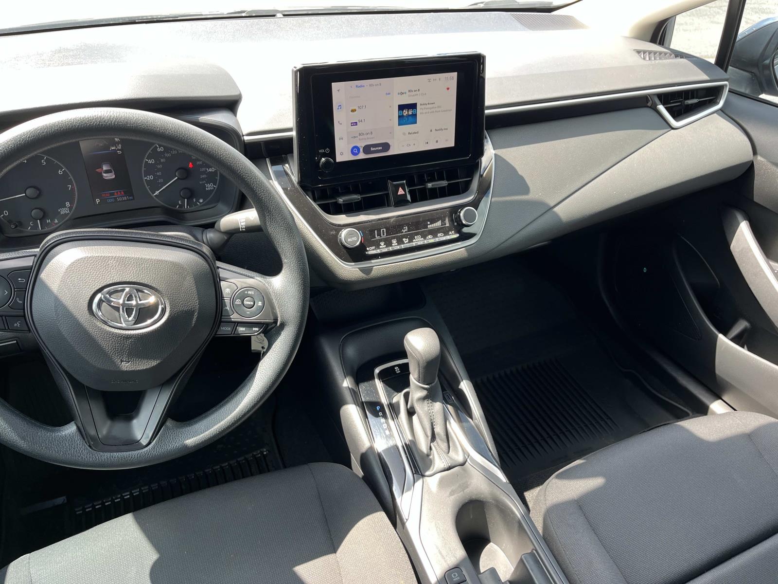 2024 Toyota Corolla LE - Photo 14