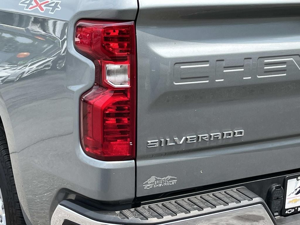 2026 Chevrolet Silverado 1500 LT - Photo 6