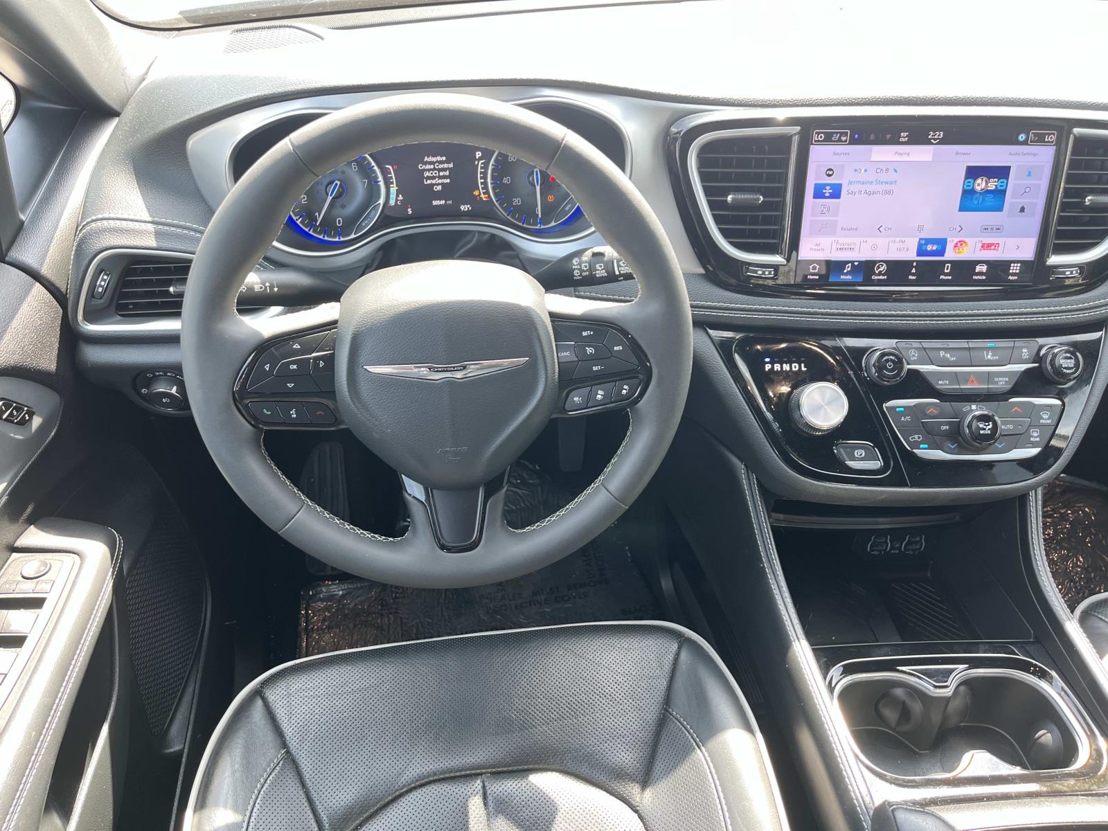 2025 Chrysler Pacifica Limited - Photo 13