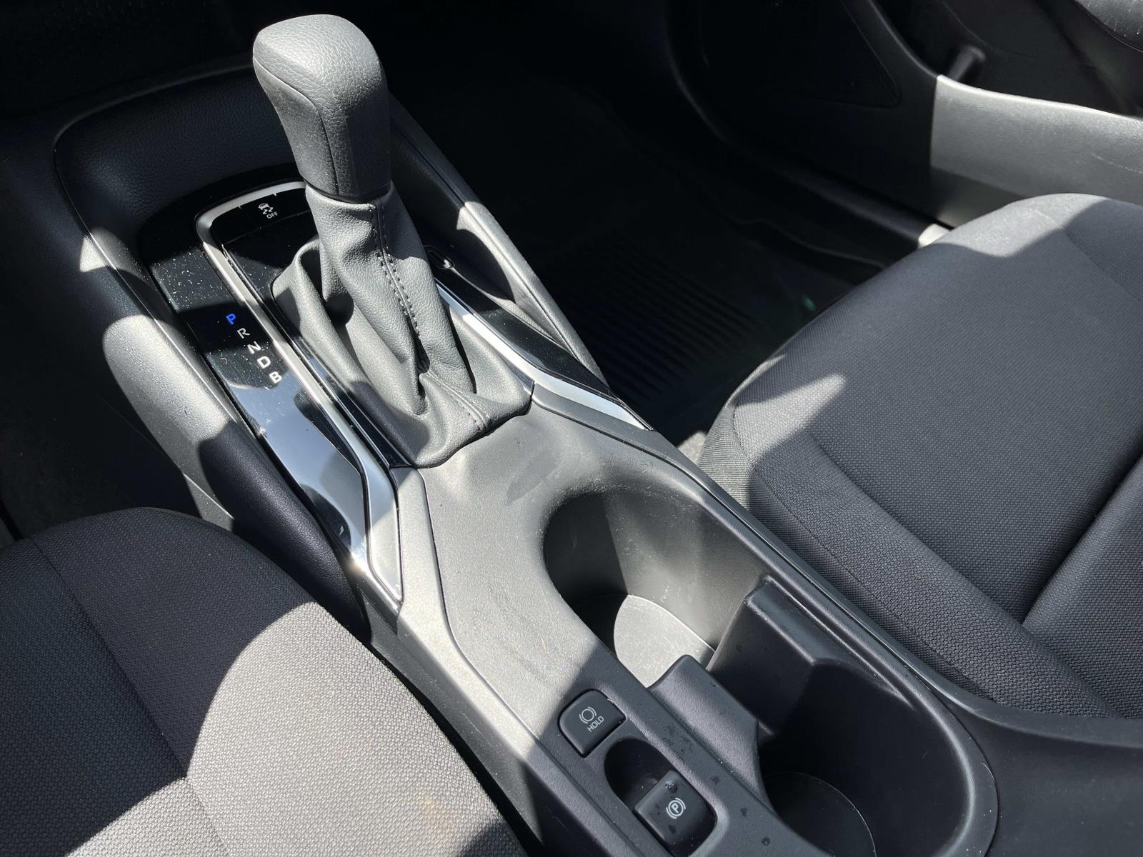 2024 Toyota Corolla LE - Photo 29
