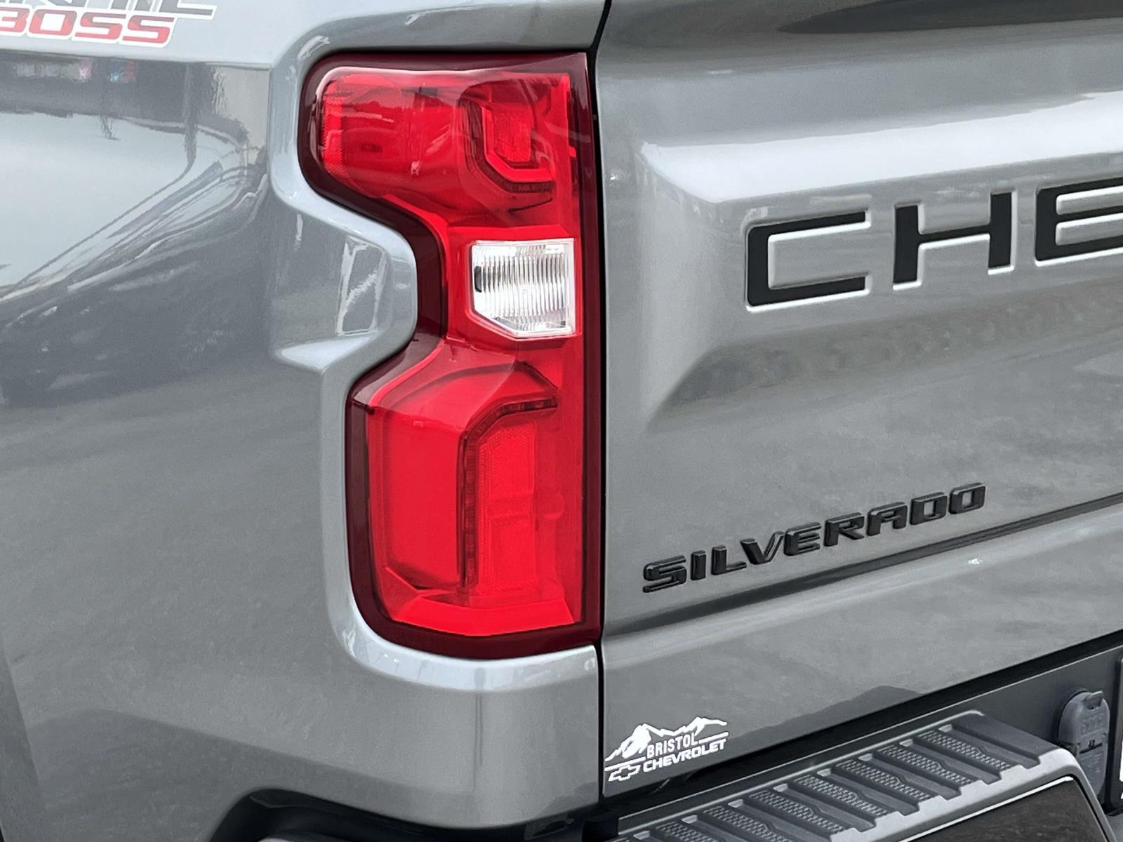 2021 Chevrolet Silverado 1500 Custom - Photo 6