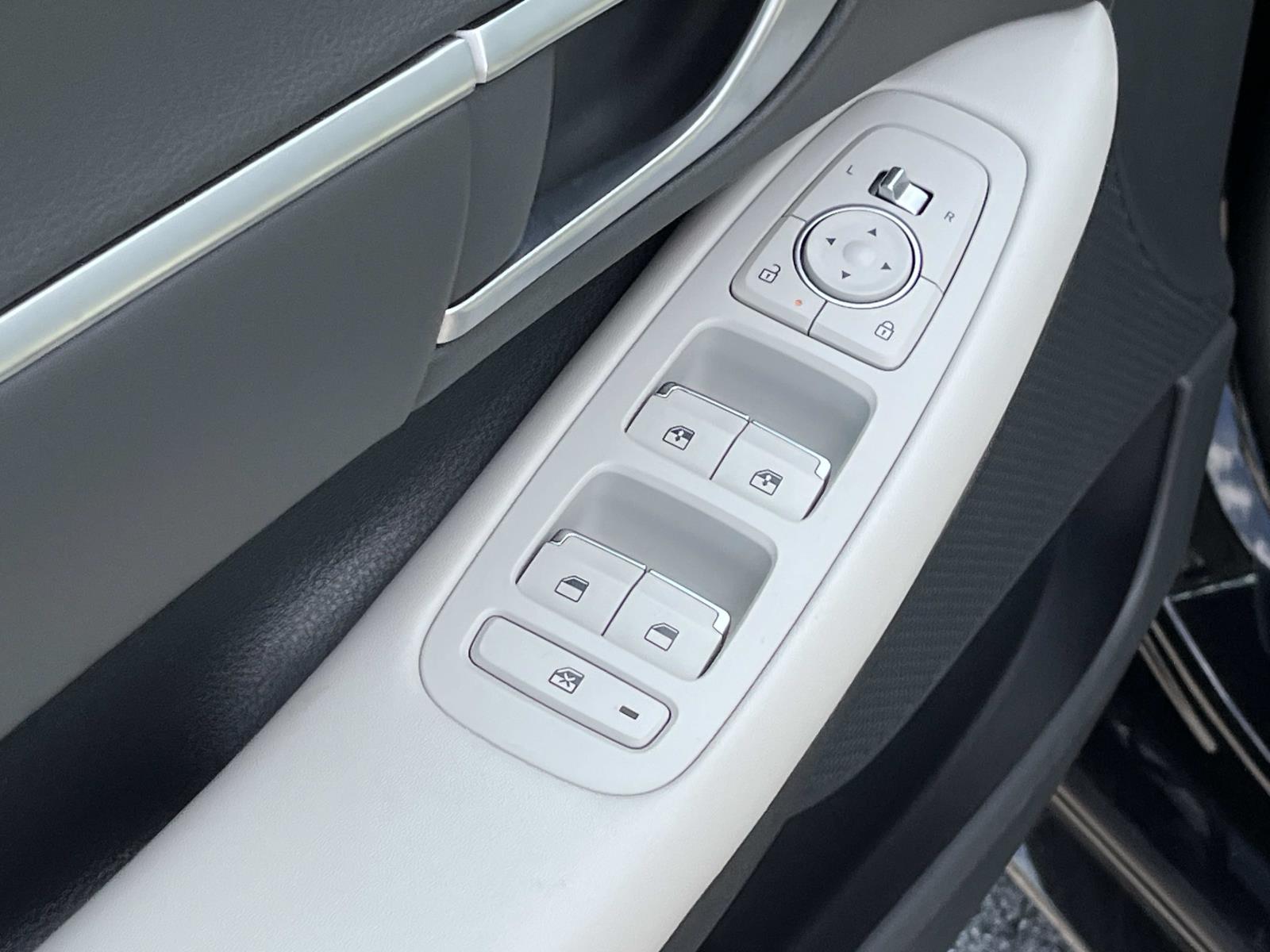 2025 Hyundai Sonata SEL - Photo 26