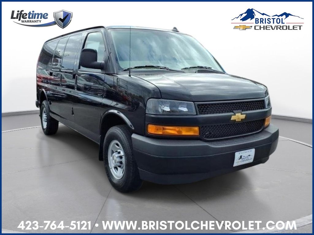 2025 Chevrolet Express Cargo