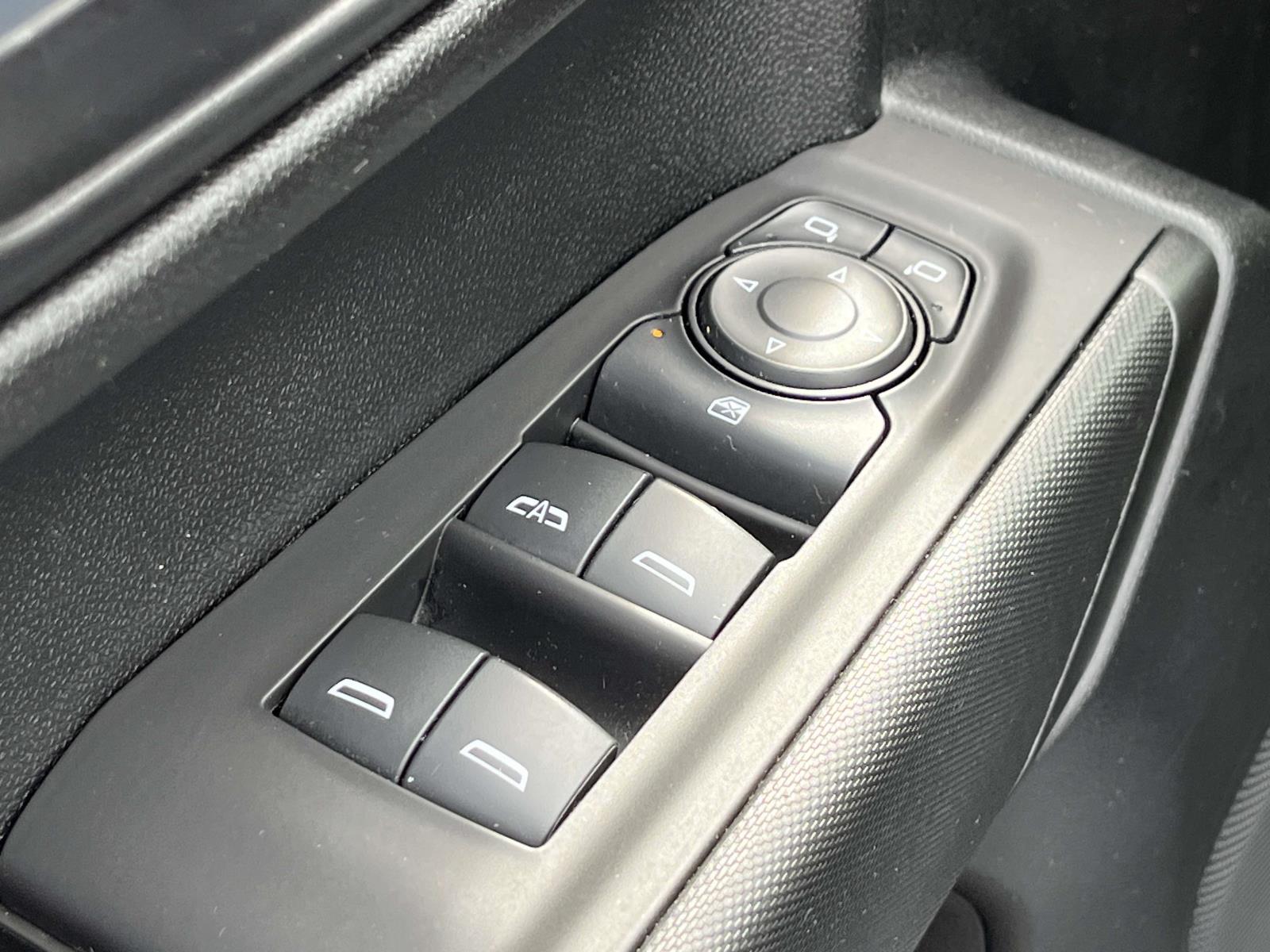 2021 Chevrolet Silverado 1500 Custom - Photo 27