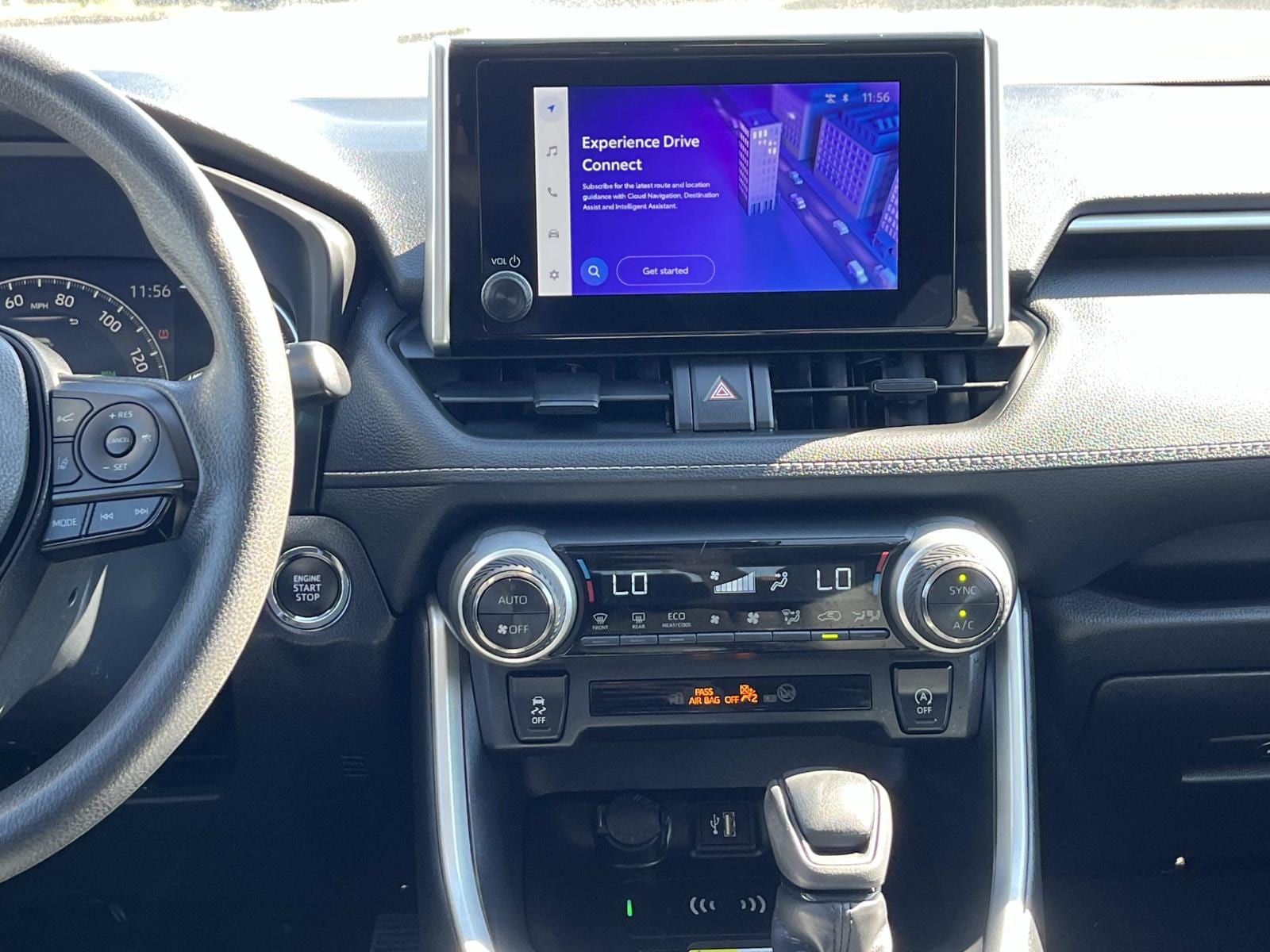 2024 Toyota RAV4 XLE - Photo 16
