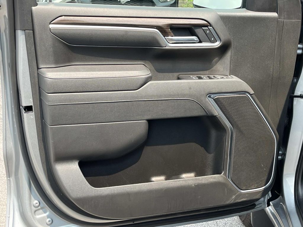 2026 Chevrolet Silverado 1500 LT - Photo 24