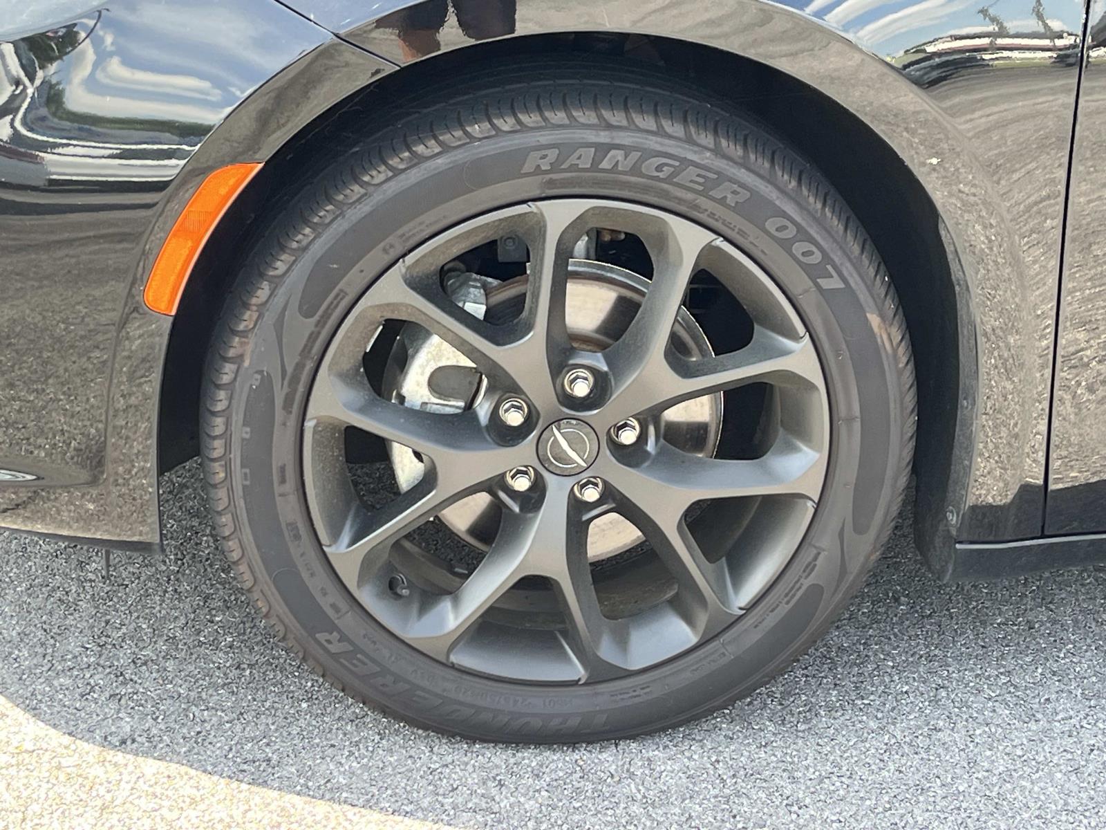 2025 Chrysler Pacifica Limited - Photo 12