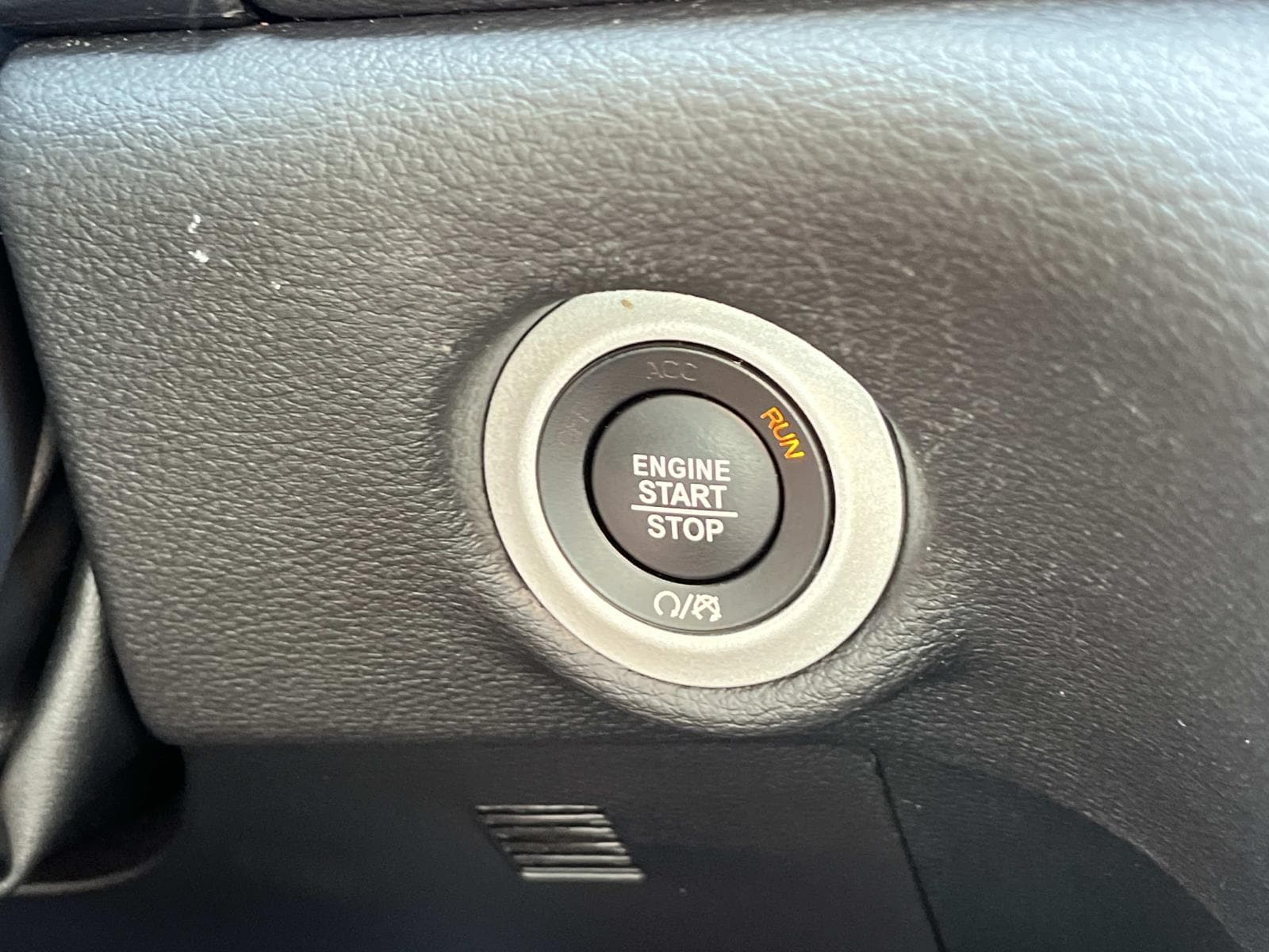 2025 Chrysler Pacifica Limited - Photo 35