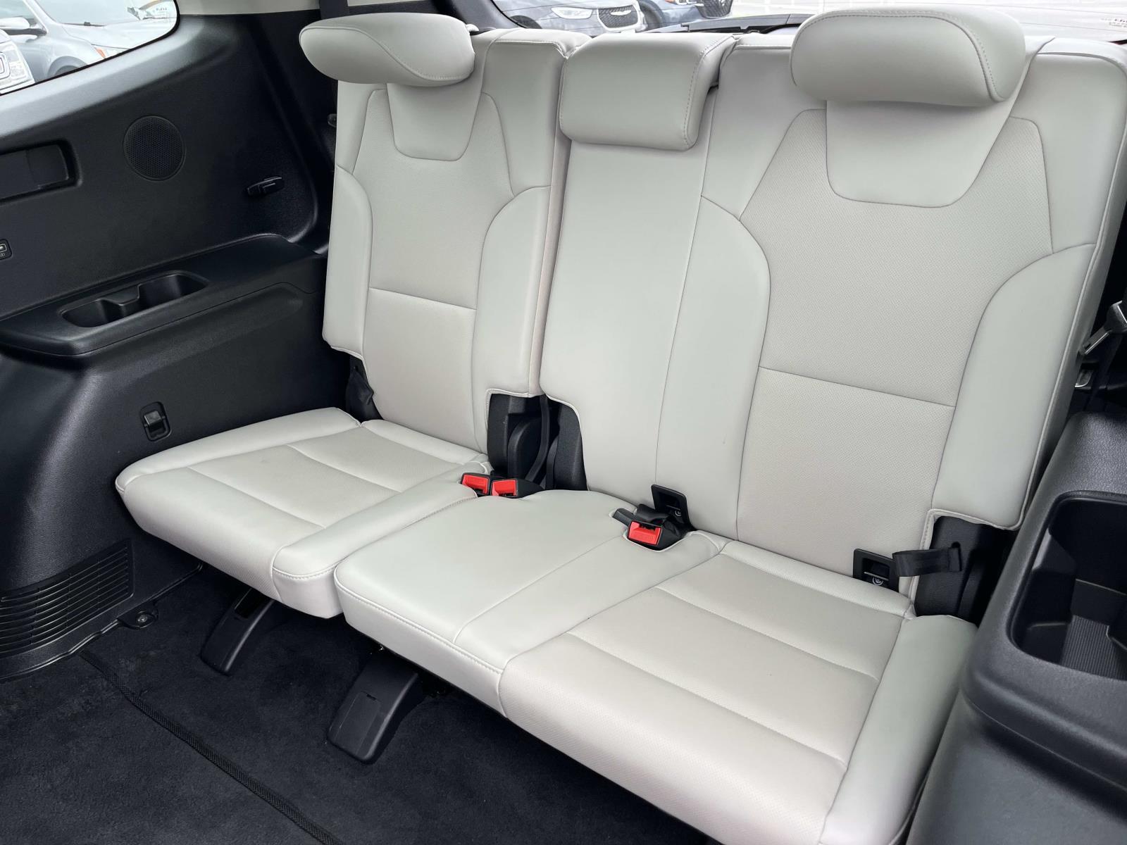 2022 Kia Telluride SX - Photo 18