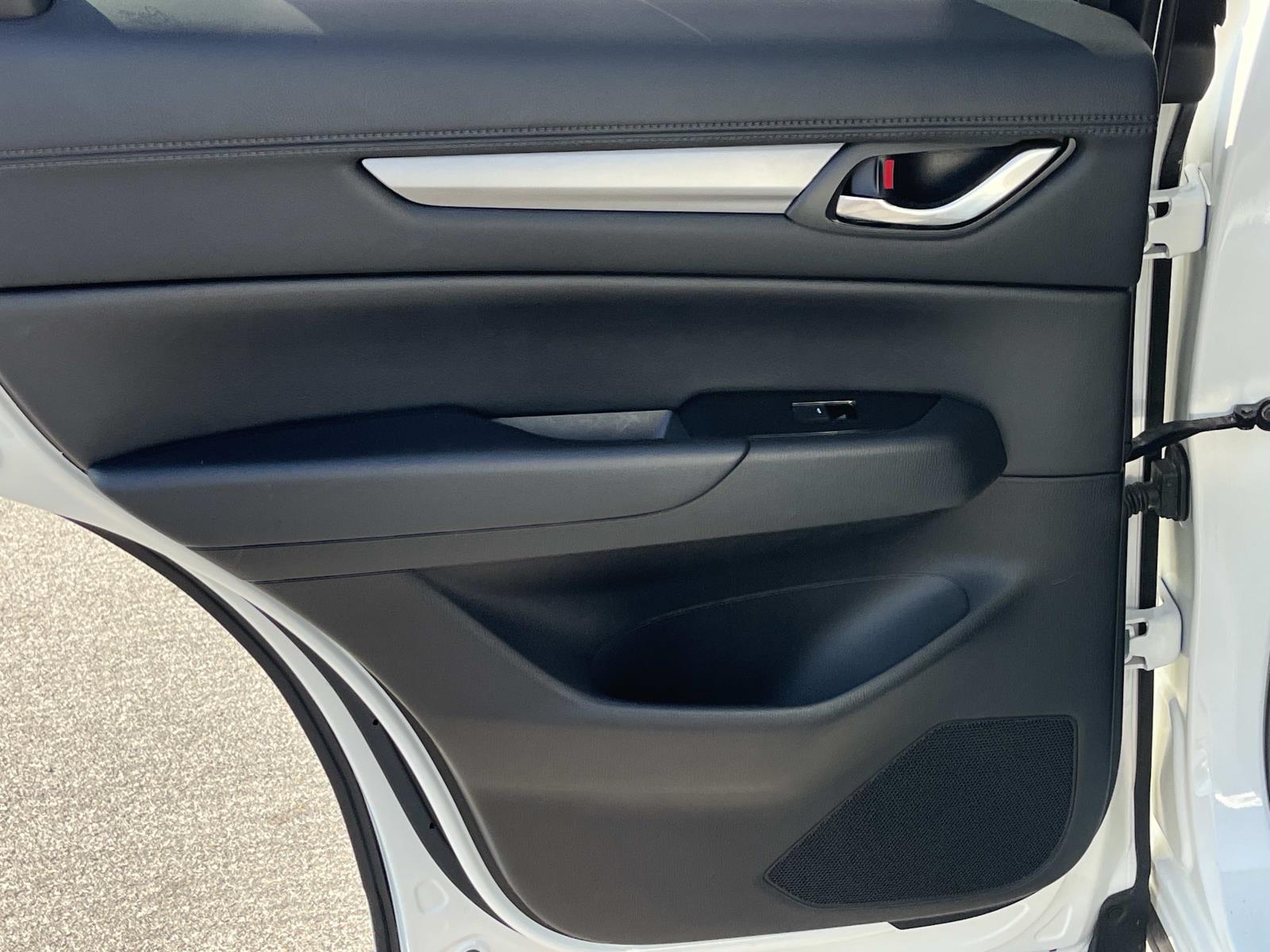 2025 Mazda CX-5 S Preferred package - Photo 18