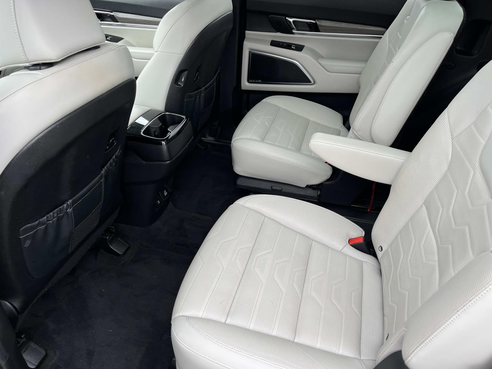 2022 Kia Telluride SX - Photo 17