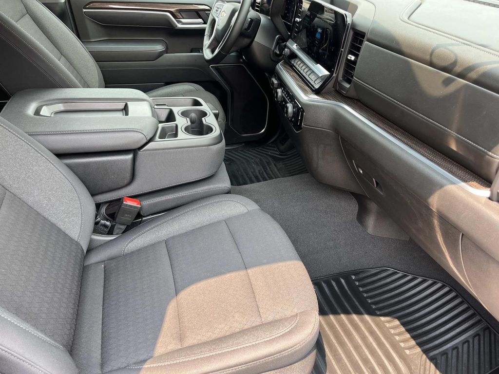 2026 Chevrolet Silverado 1500 LT - Photo 22