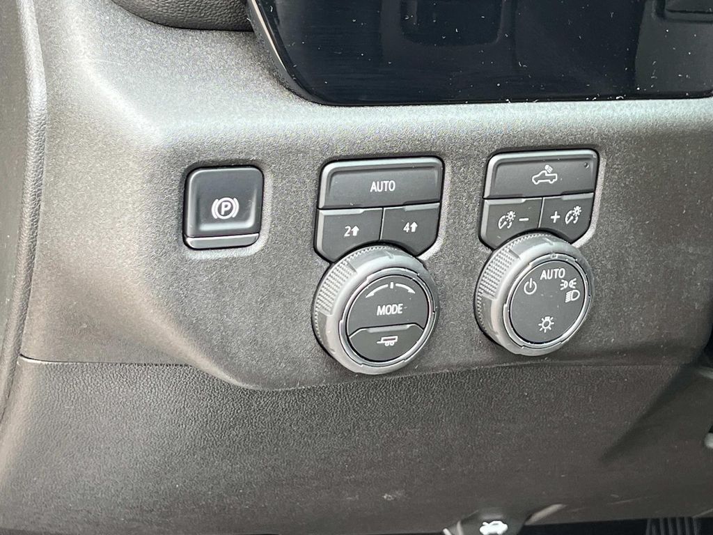 2026 Chevrolet Silverado 1500 LT - Photo 28