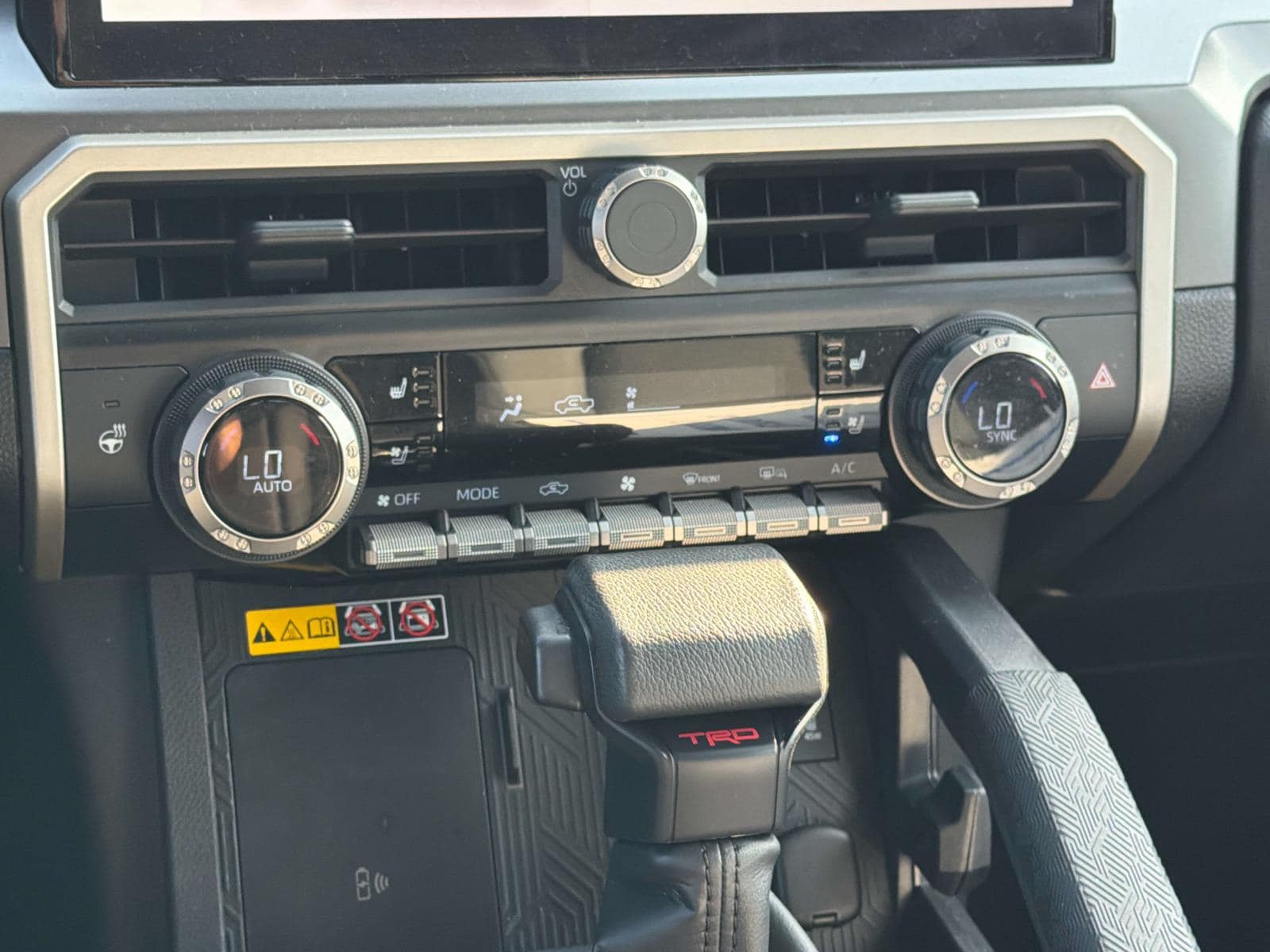 2024 Toyota Tacoma TRD Sport - Photo 17