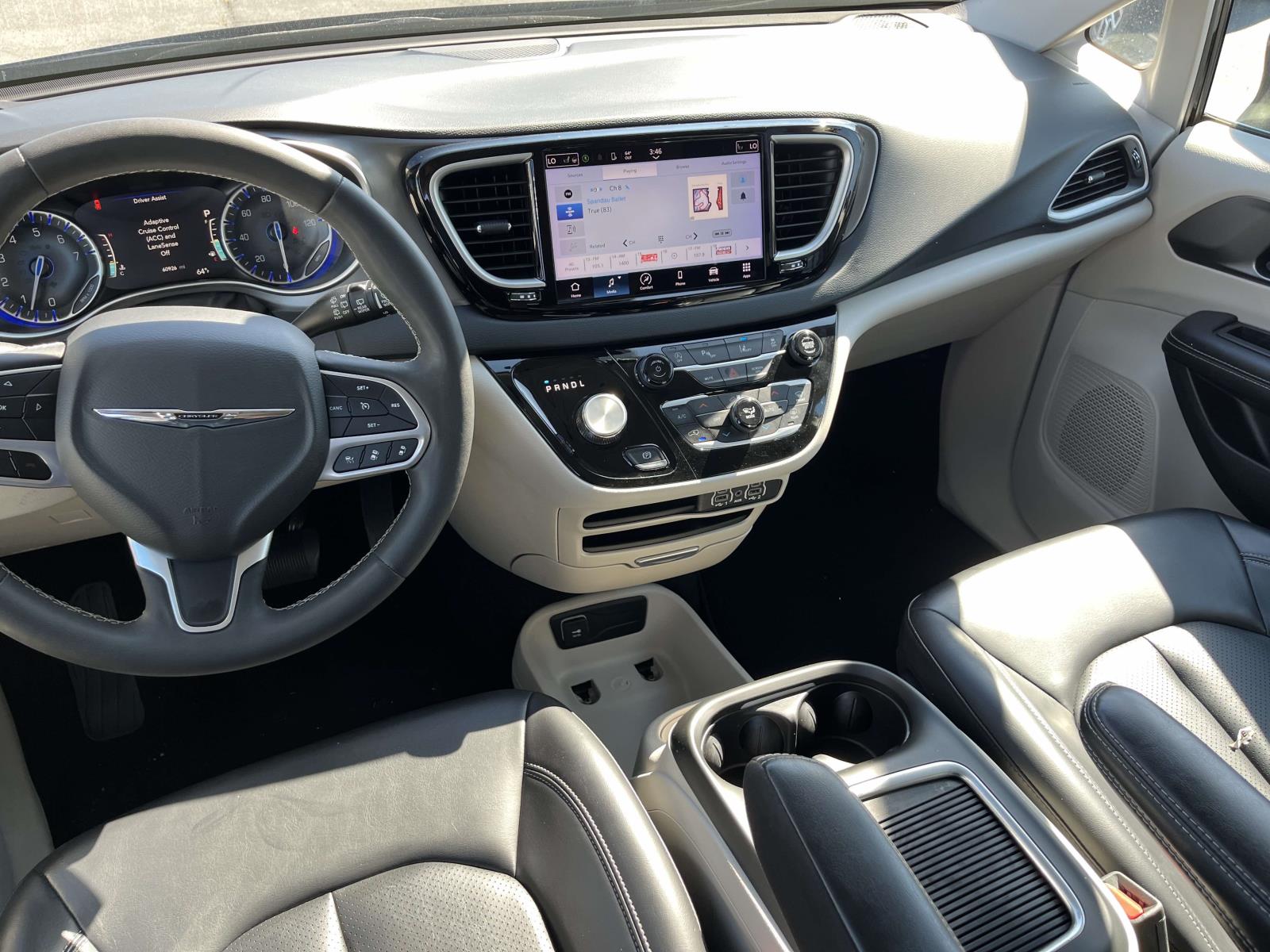 2023 Chrysler Pacifica Touring L - Photo 14