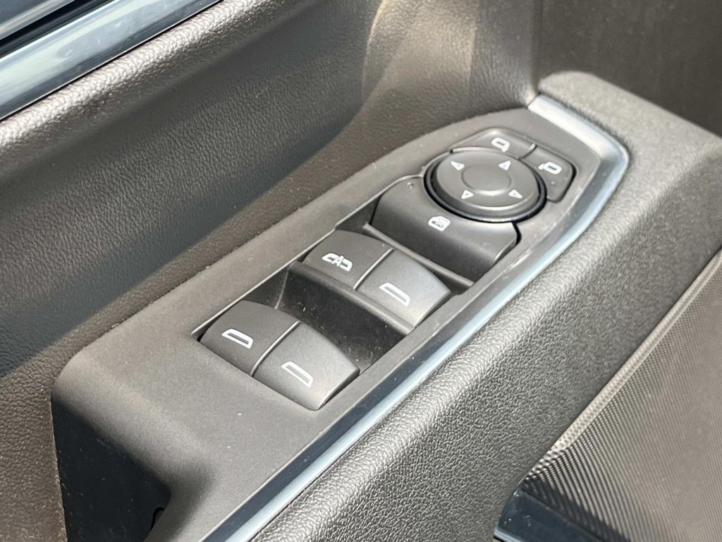 2026 Chevrolet Silverado 1500 LT - Photo 26