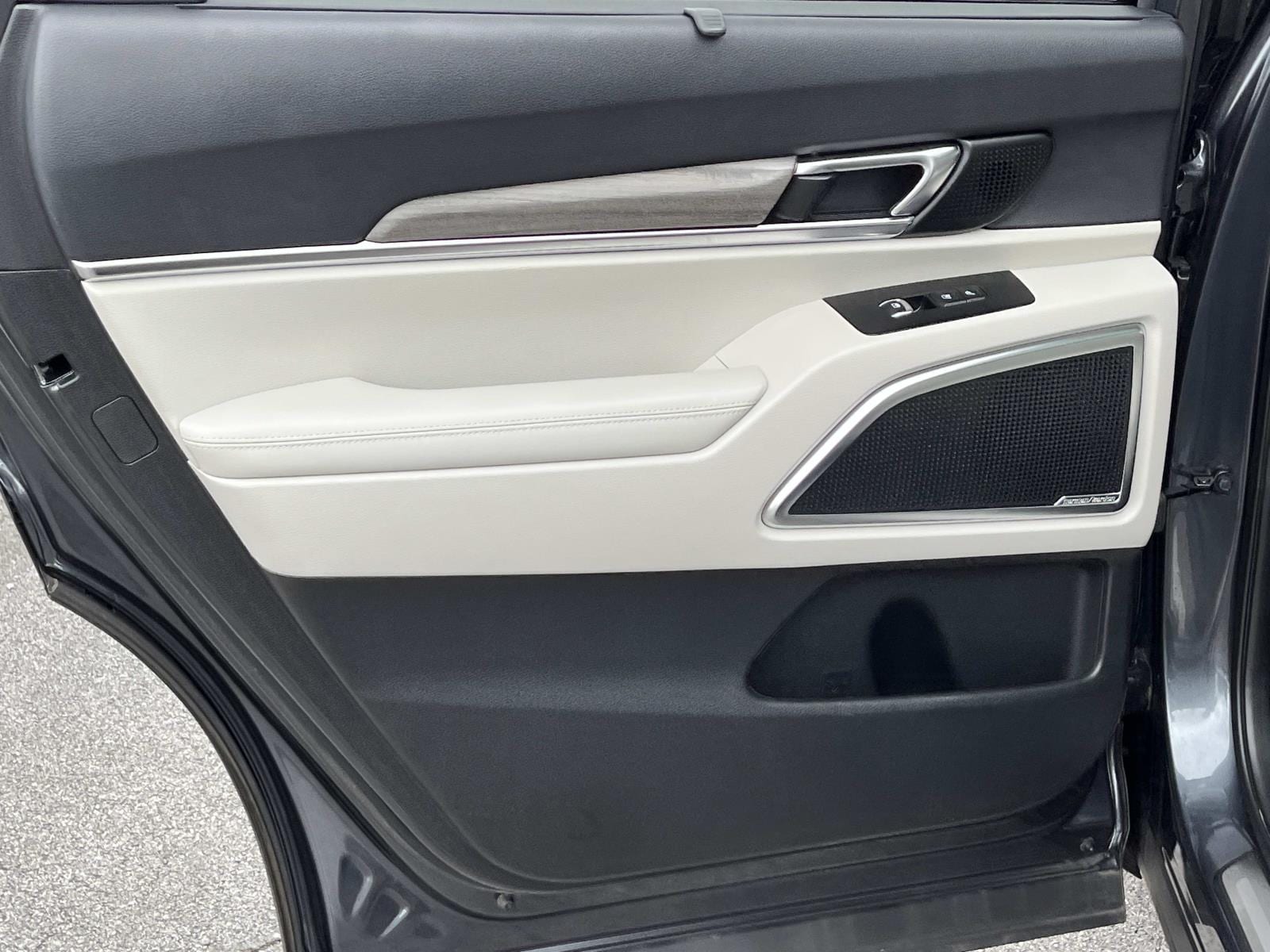 2022 Kia Telluride SX - Photo 16