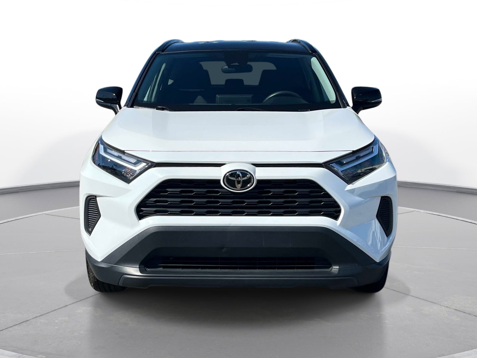 2024 Toyota RAV4 XLE - Photo 10