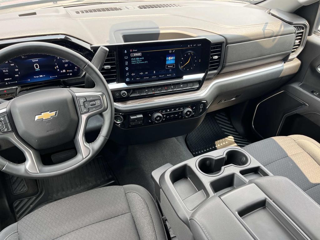 2026 Chevrolet Silverado 1500 LT - Photo 14