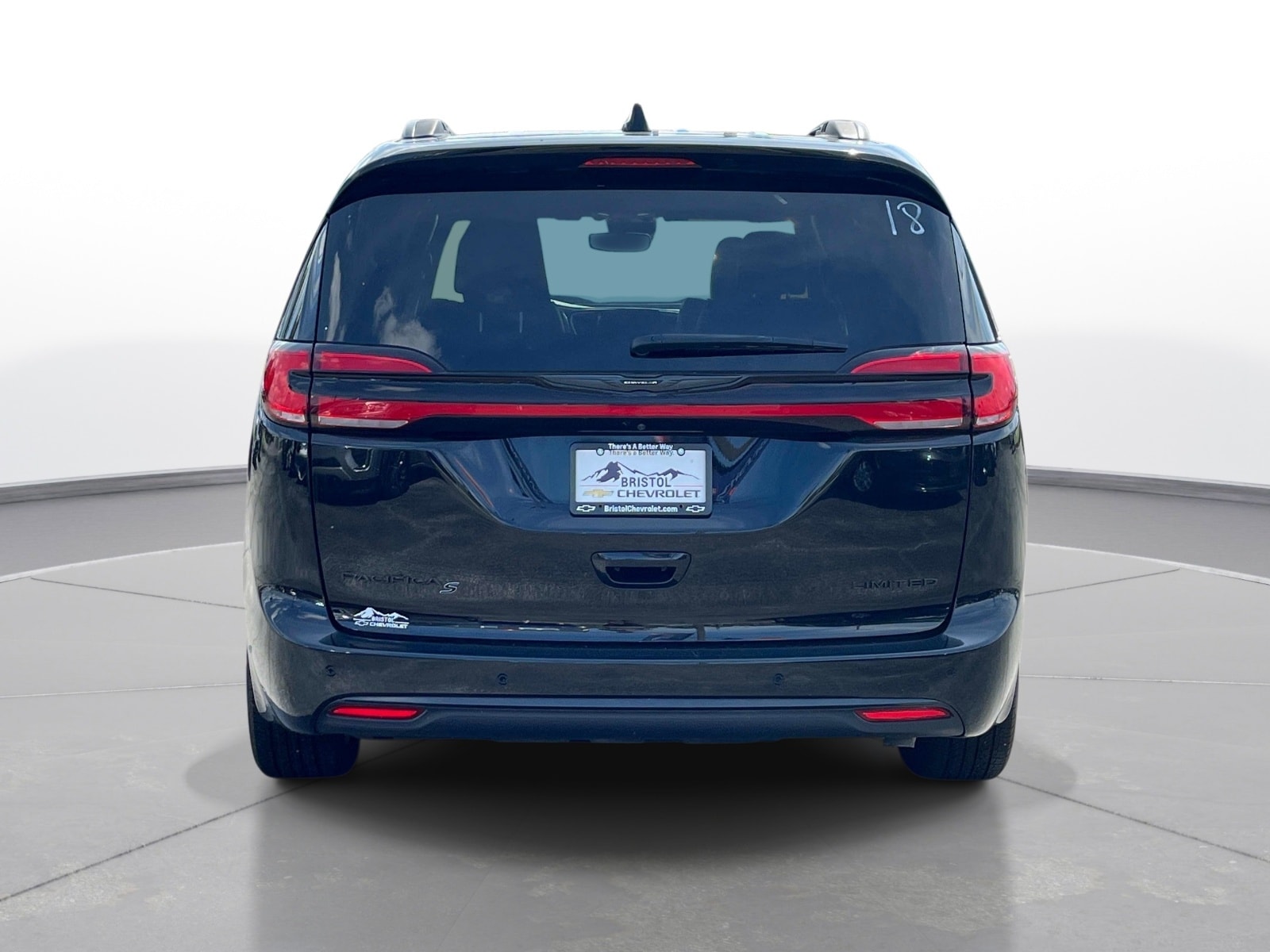 2025 Chrysler Pacifica Limited - Photo 5