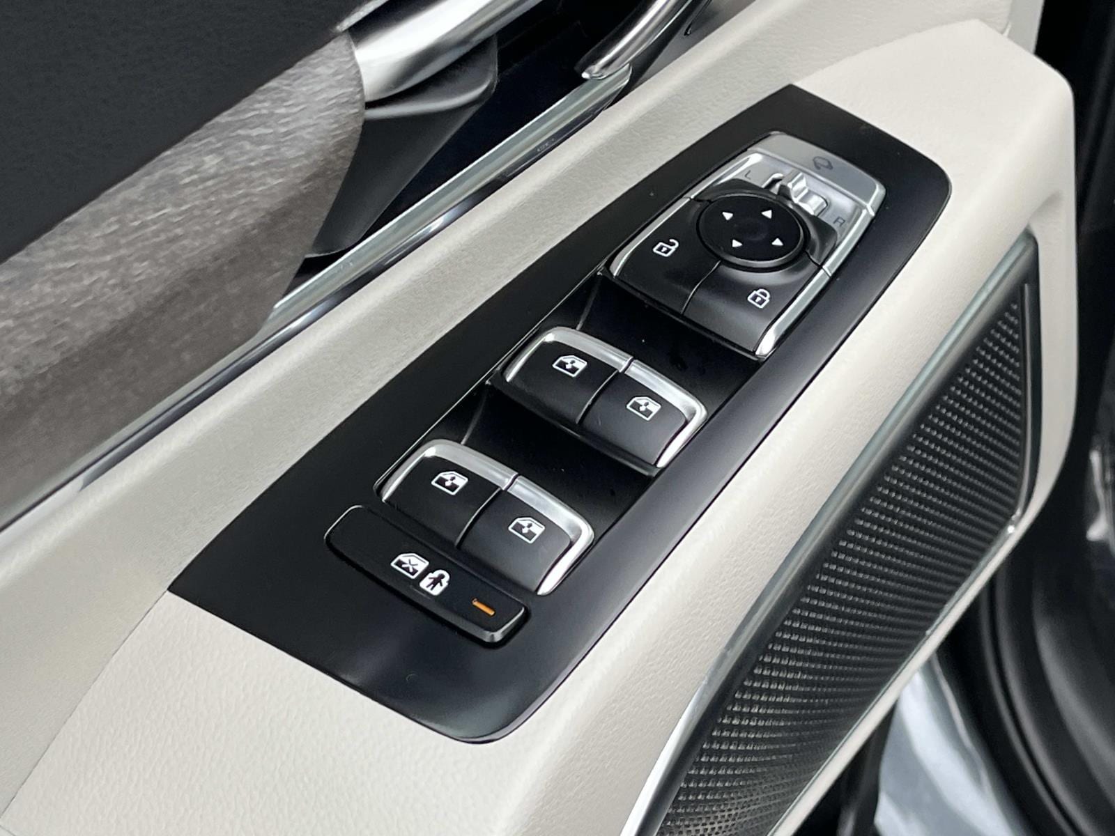 2022 Kia Telluride SX - Photo 28