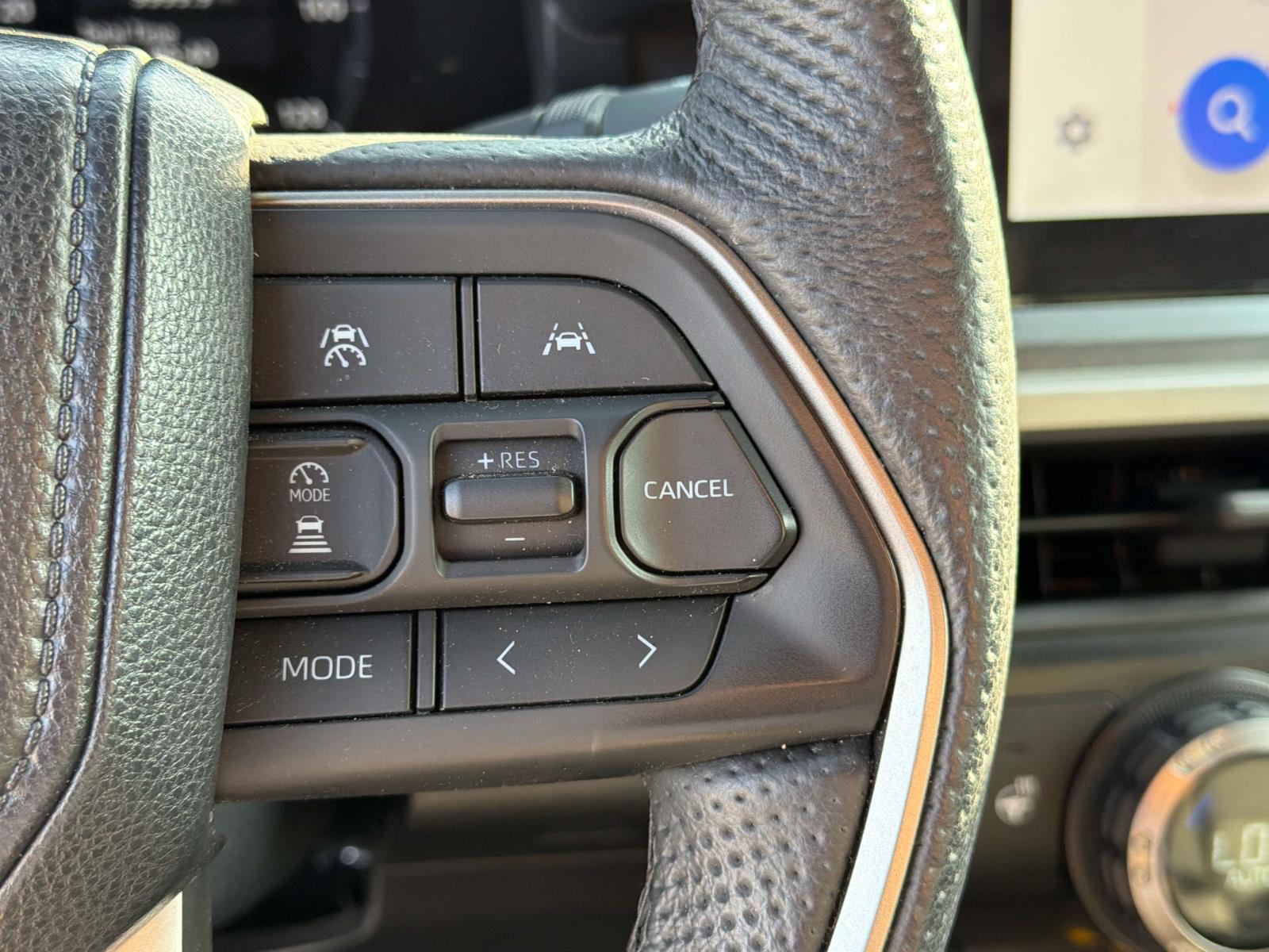 2024 Toyota Tacoma TRD Sport - Photo 35