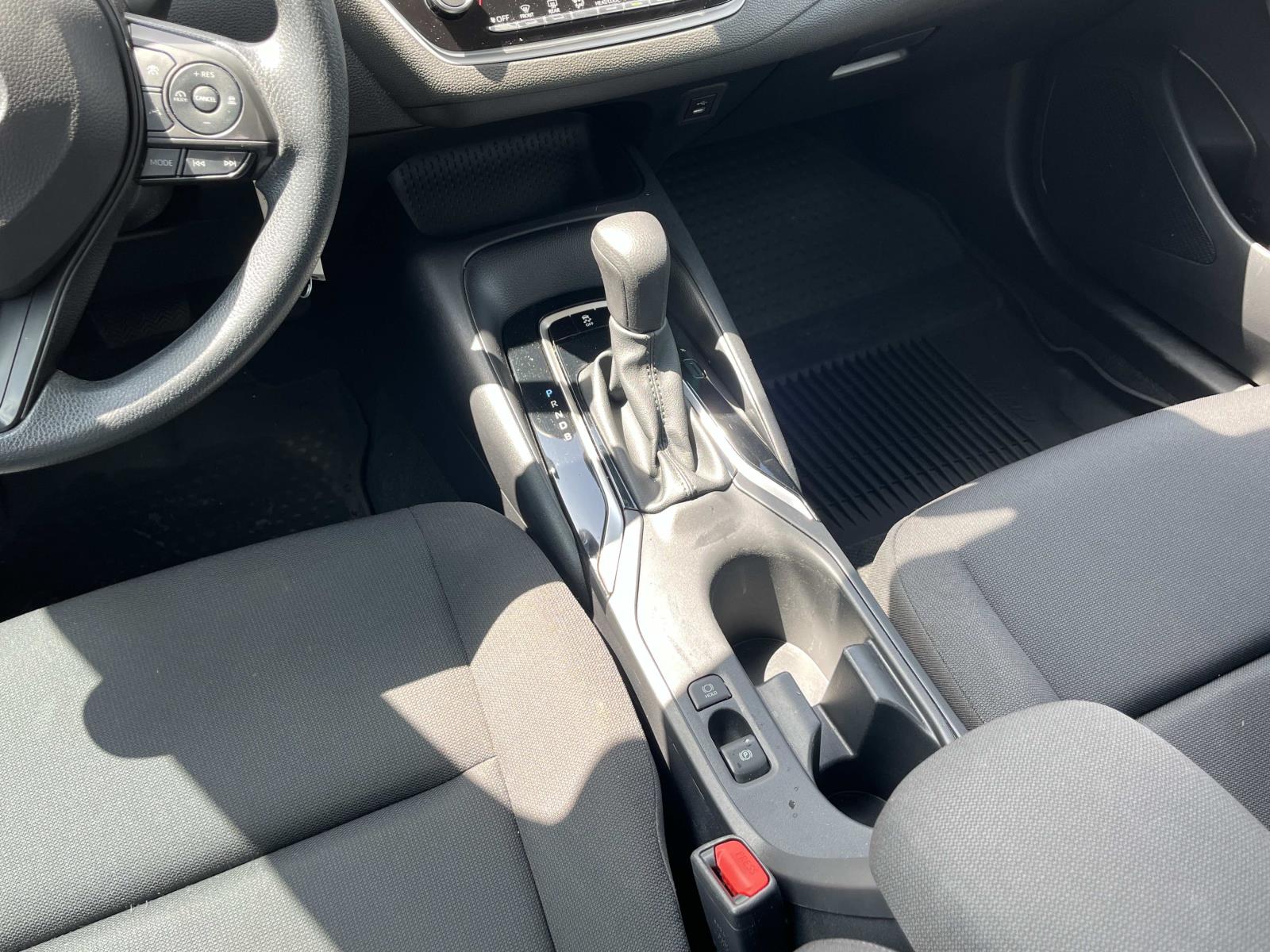 2024 Toyota Corolla LE - Photo 15