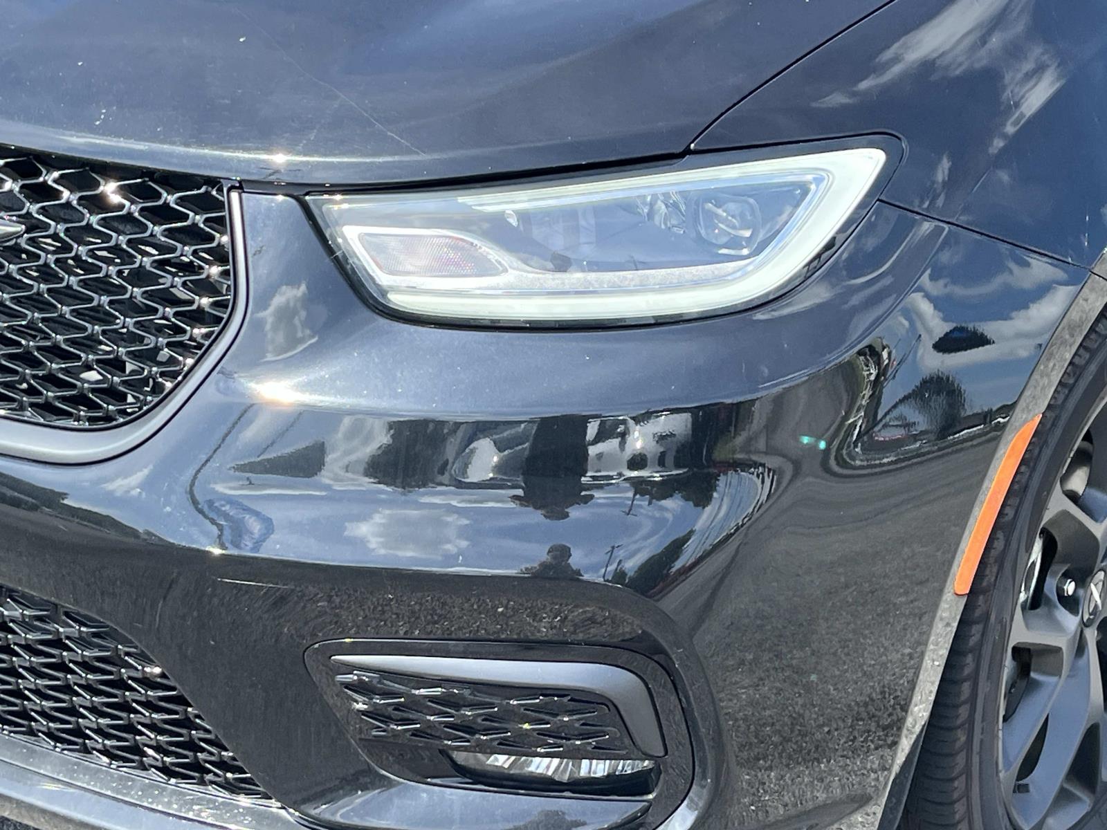 2025 Chrysler Pacifica Limited - Photo 11