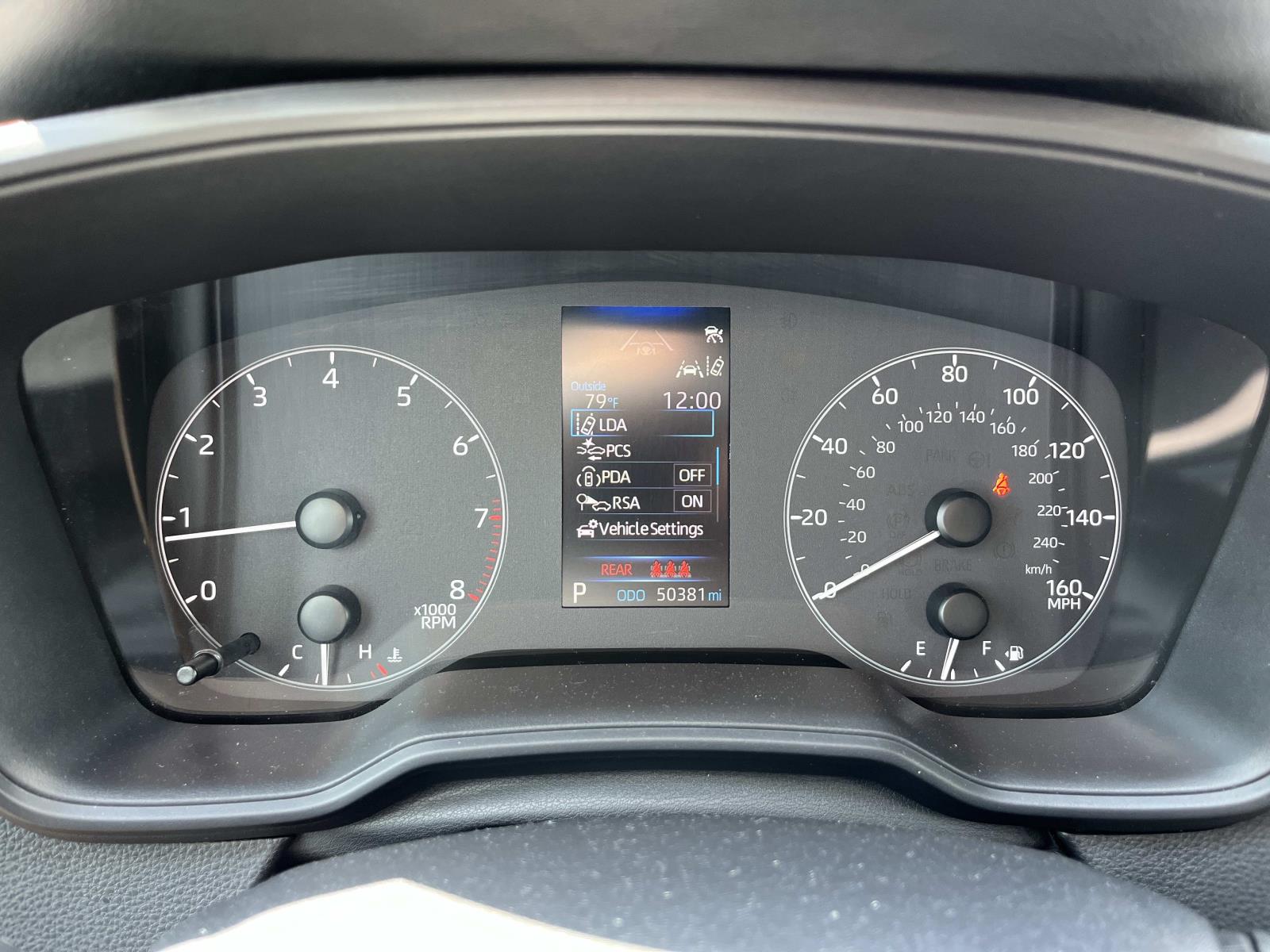2024 Toyota Corolla LE - Photo 32