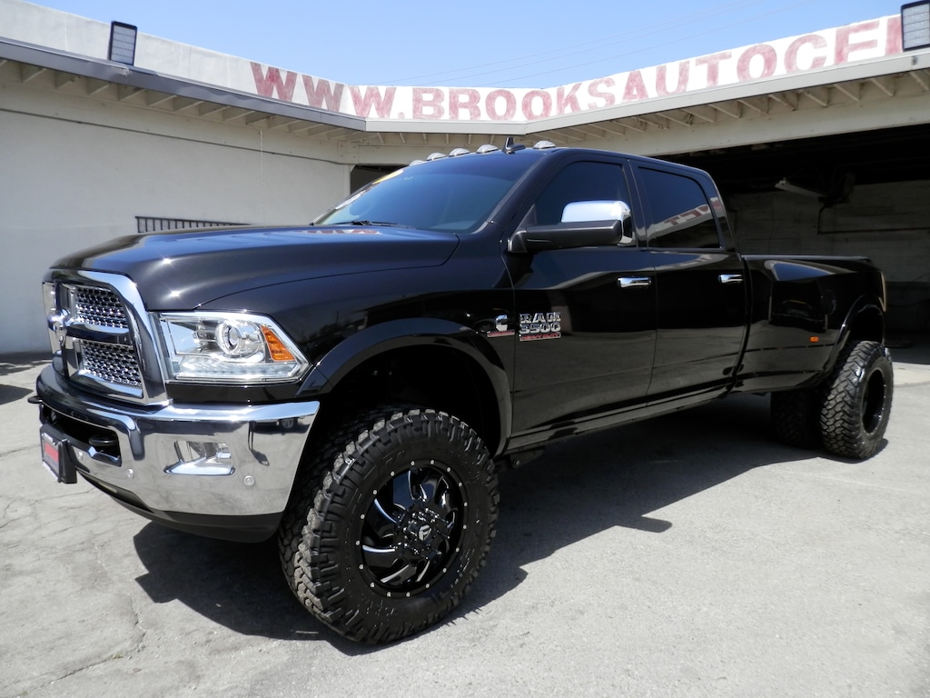 Used 2018 Ram 3500 Laramie 6.7 L Turbo Diesel Dually (4WD) (Custom Li Truck Crew Cab