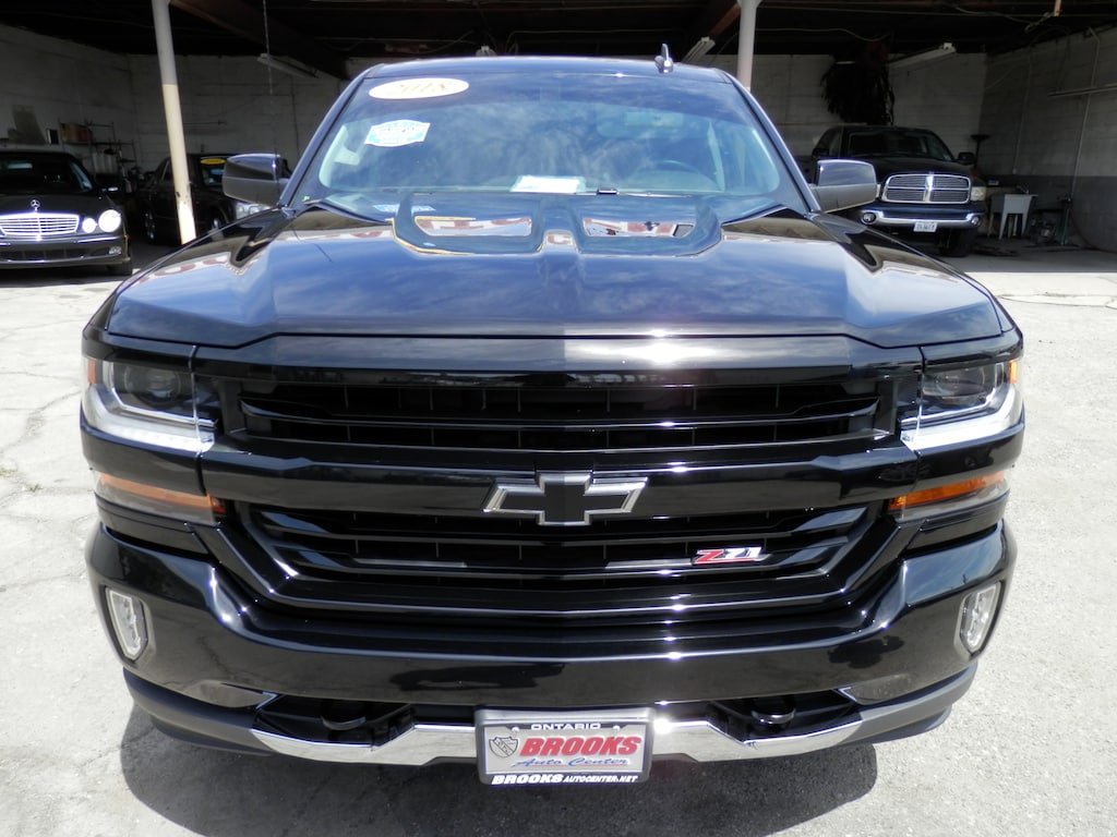 Used 2018 Chevrolet Silverado 1500 LT Z71 4WD (3 Inch Leveling Kit) (Original 10,593 Truck Crew Cab