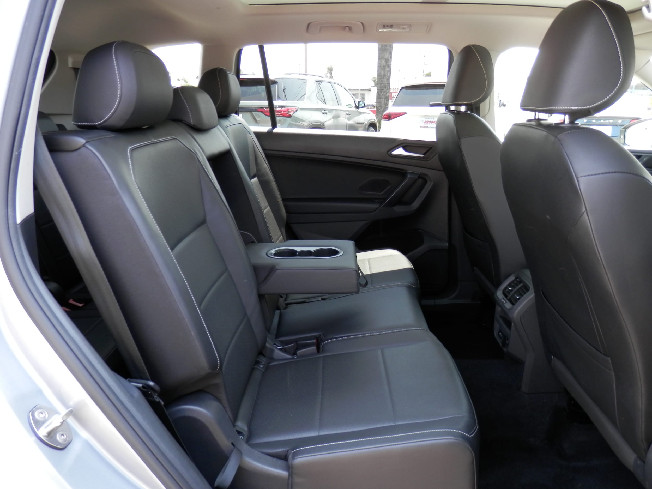 2021 Volkswagen Tiguan SE - Photo 20