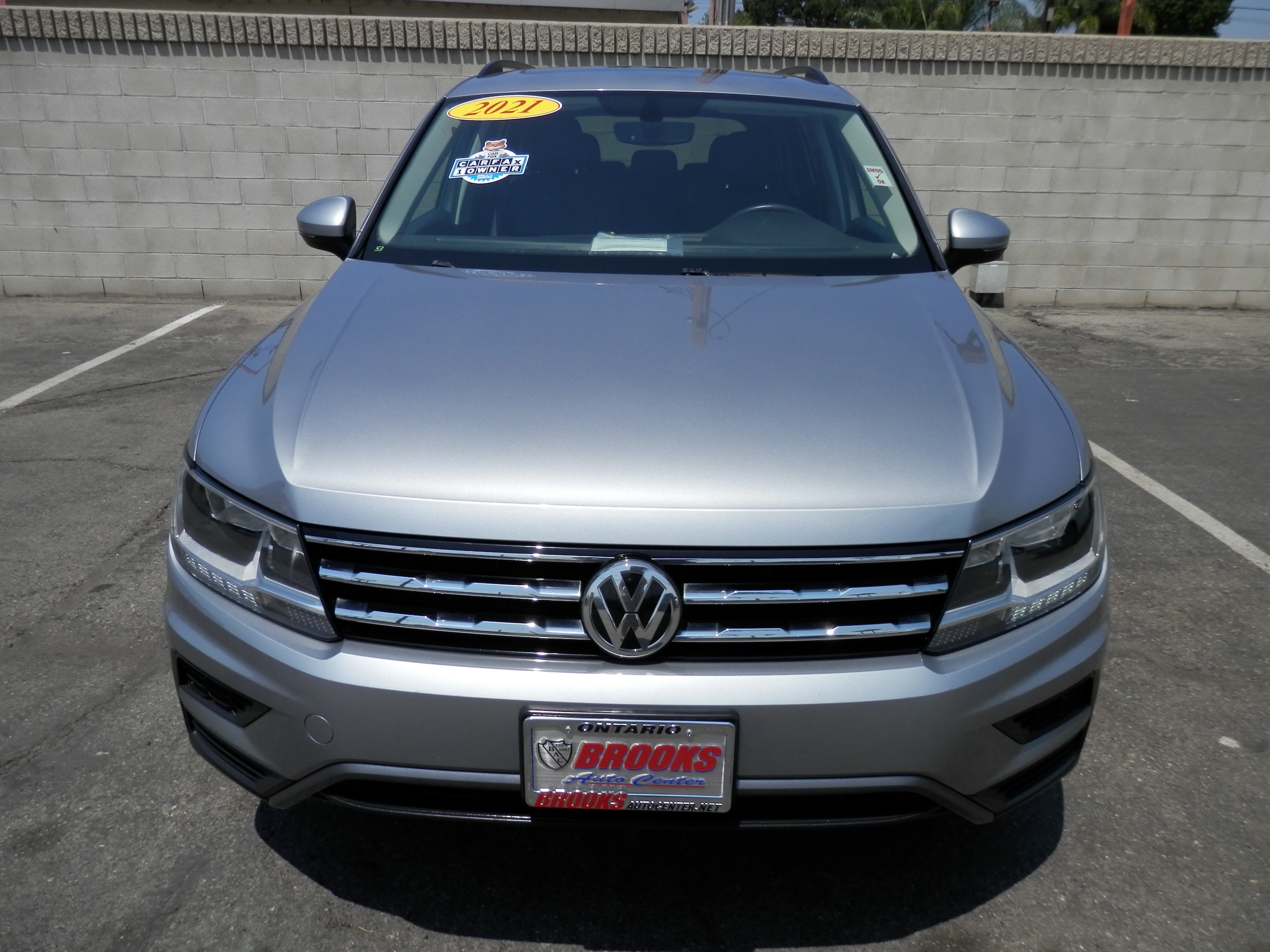 2021 Volkswagen Tiguan SE - Photo 10