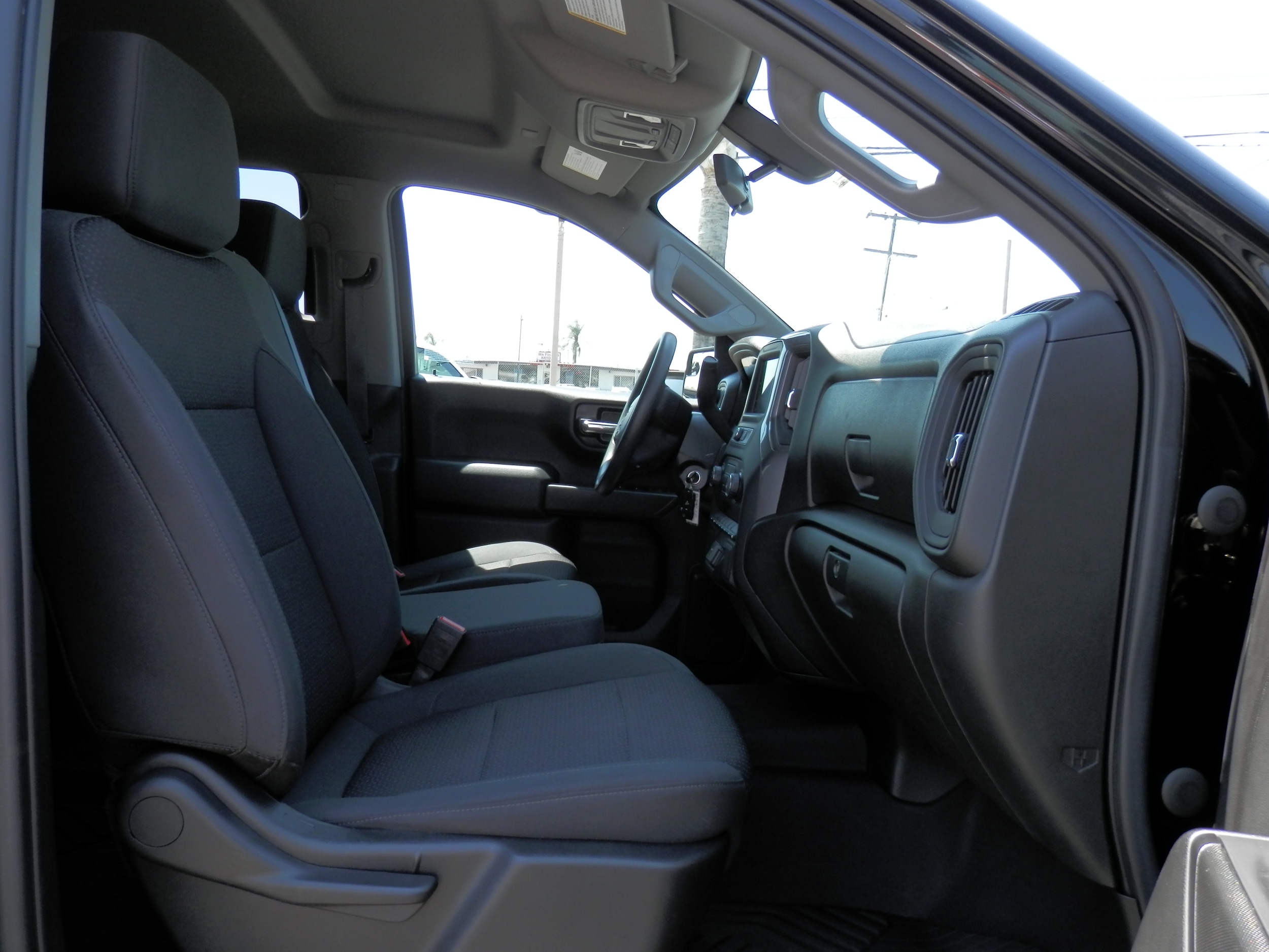 2021 Chevrolet Silverado 1500 Custom - Photo 22