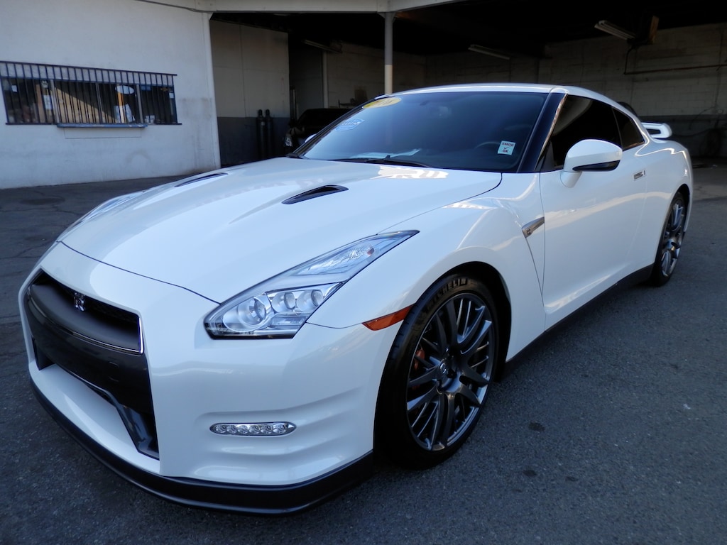Used 2016 Nissan GT-R Premium Coupe