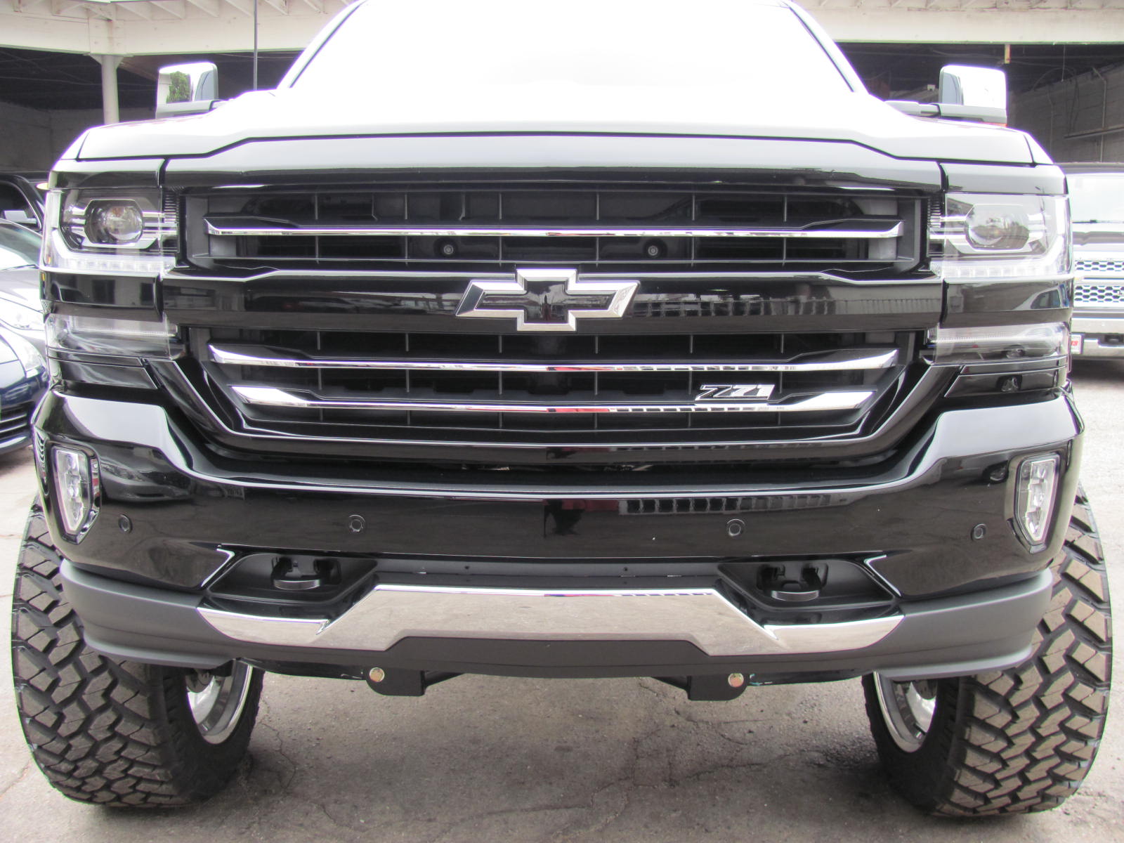 Used 2017 Chevrolet Silverado 1500 LTZ Z71 4WD (Lifted) 2017 SEMA Show Stopper Truck Crew Cab