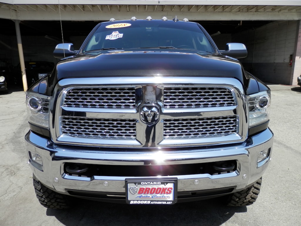 Used 2018 Ram 3500 Laramie 6.7 L Turbo Diesel Dually (4WD) (Custom Li Truck Crew Cab