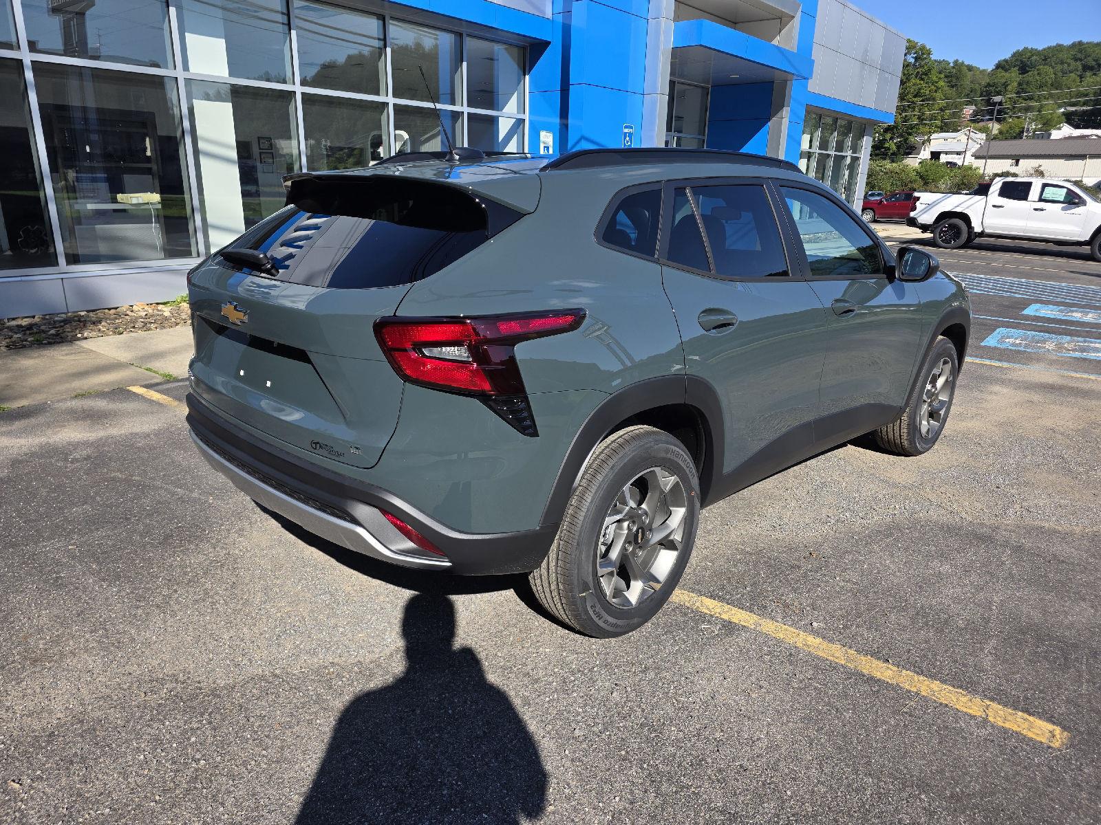2026 Chevrolet Trax LT - Photo 7