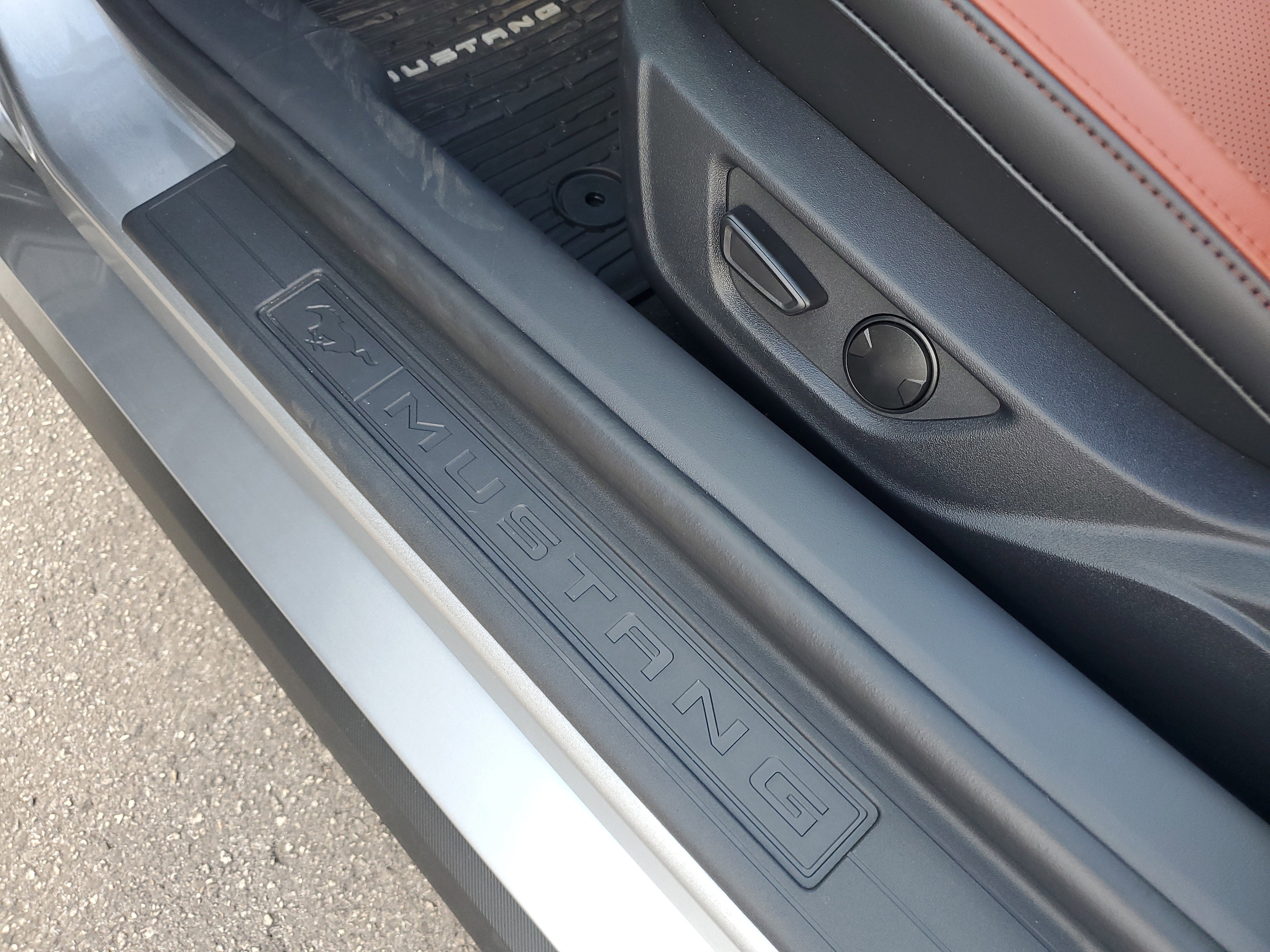 2026 Ford Mustang EcoBoost Premium Convertible - Photo 19