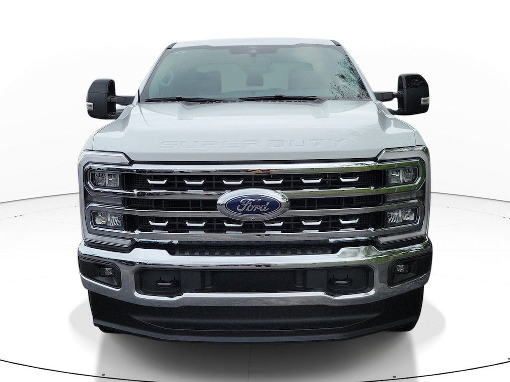 Used 2025 Ford F-350 LARIAT Truck Crew Cab