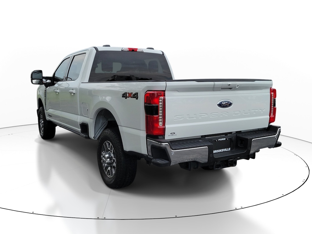 Used 2025 Ford F-350 LARIAT Truck Crew Cab