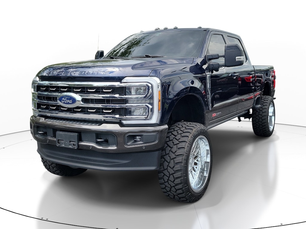 Used 2025 Ford F-250 King Ranch Truck Crew Cab